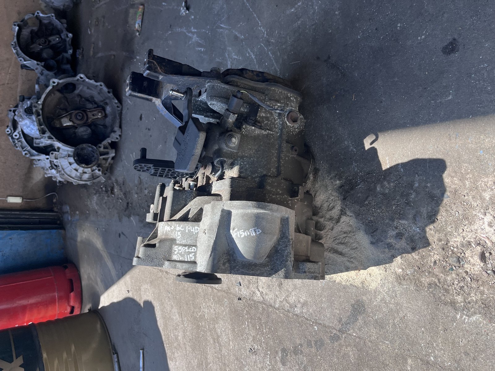 VW POLO 6C 1.4 DIESEL 5 SPEED MANIUAL GEARBOX photo 3