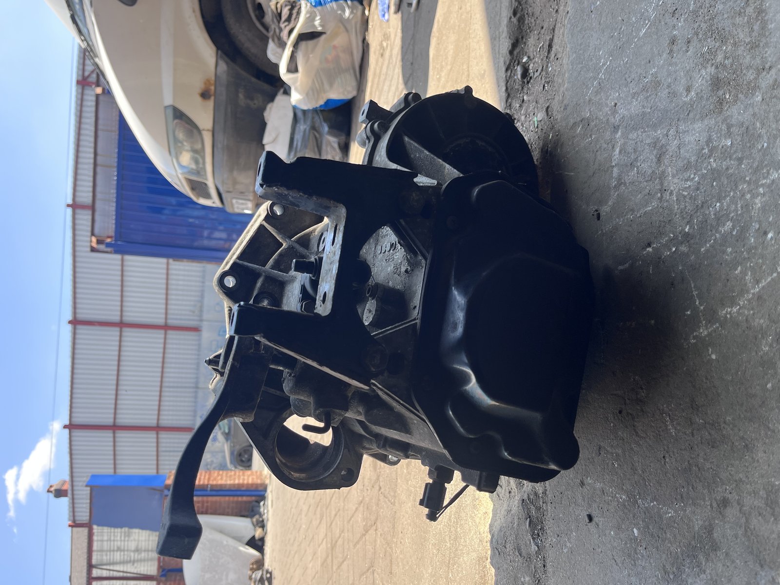 2013 SEAT IBIZA 6J POLO 6R 1.2 1.4 5 SPEED MANIUAL GEARBOX photo 4