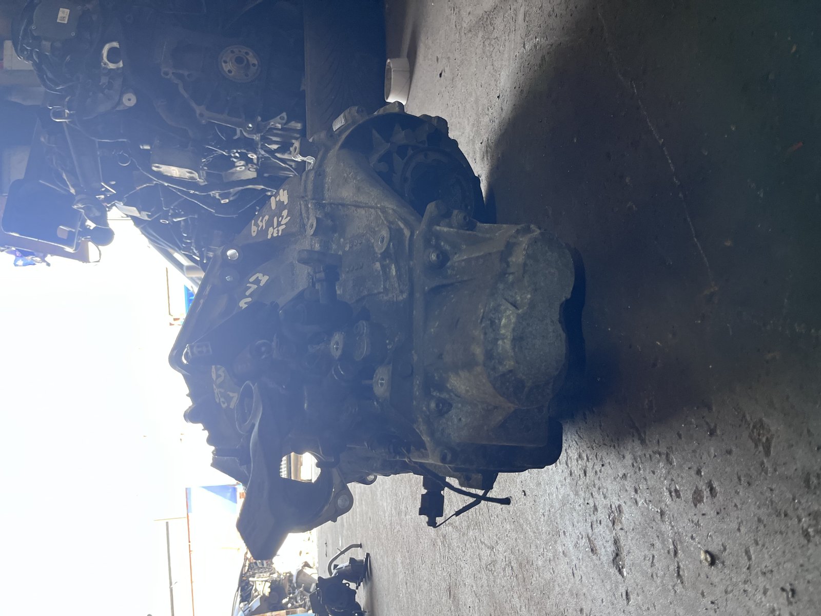 1.4 1.2 PETROL 6SPEED MANIUAL GEARBOX photo 4