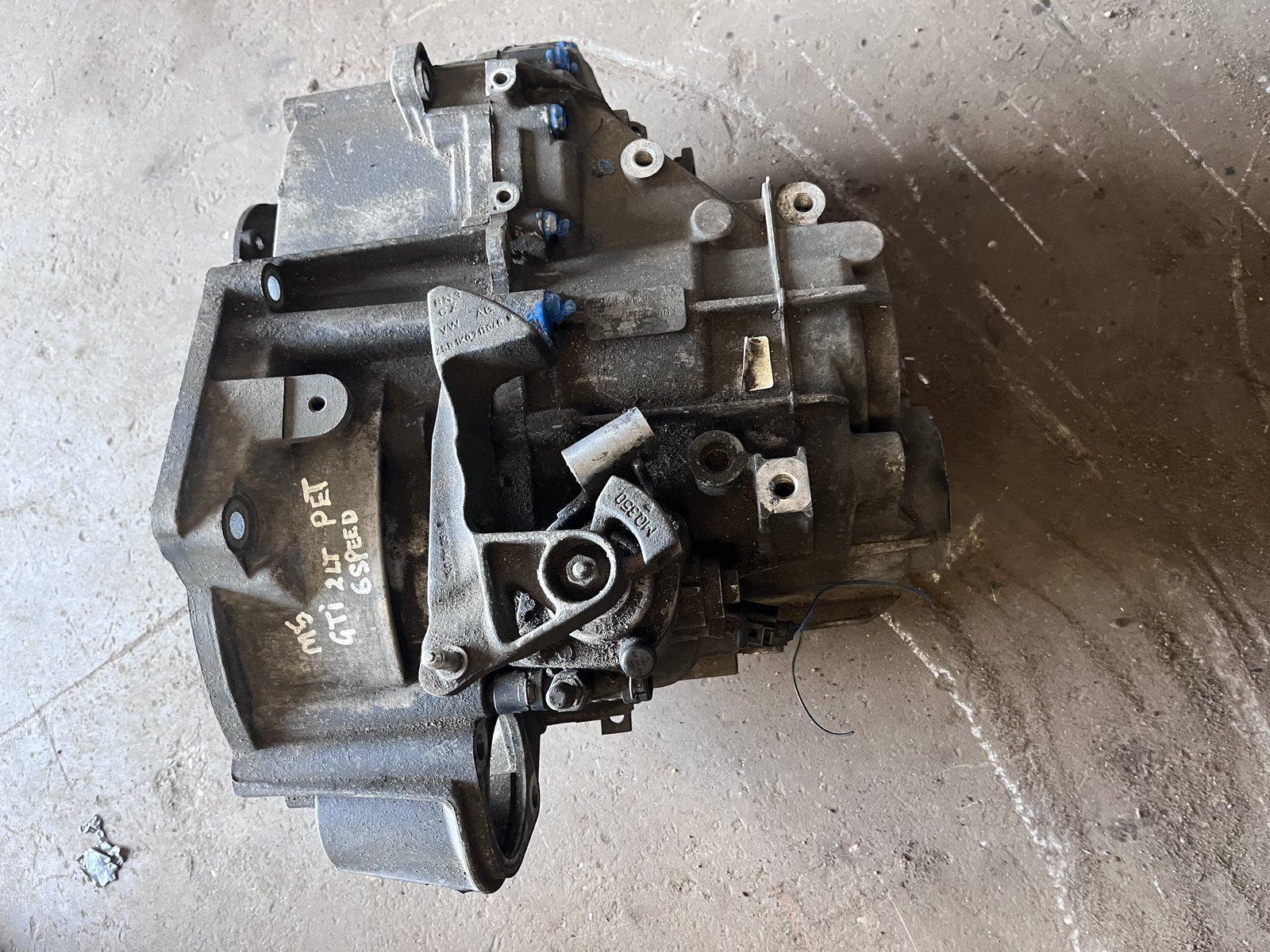 M5 GTI 6 SPEED MANIUAL 2LITER PETROL GEARBOX KDQ photo 5