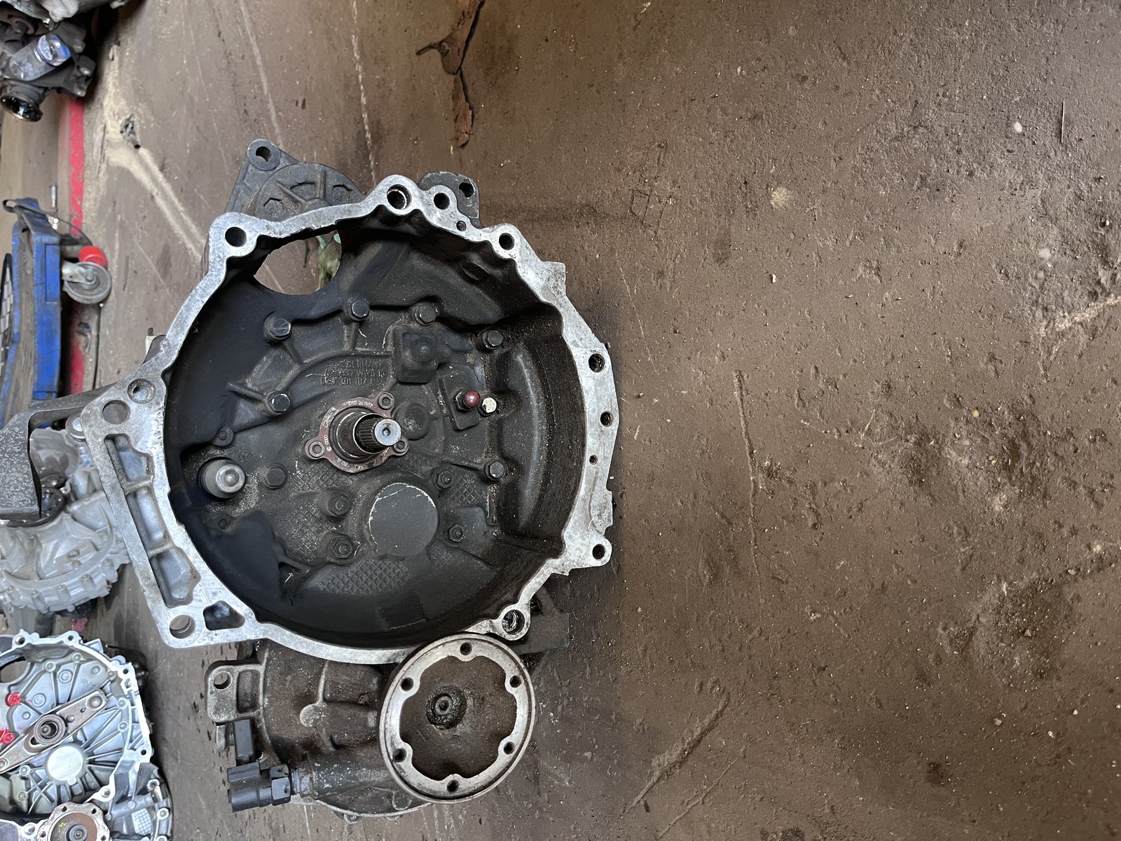 VW GOLF MK4 BORA 2LITER PETROL 5 SPEED MANIUAL GEARBOXTRO