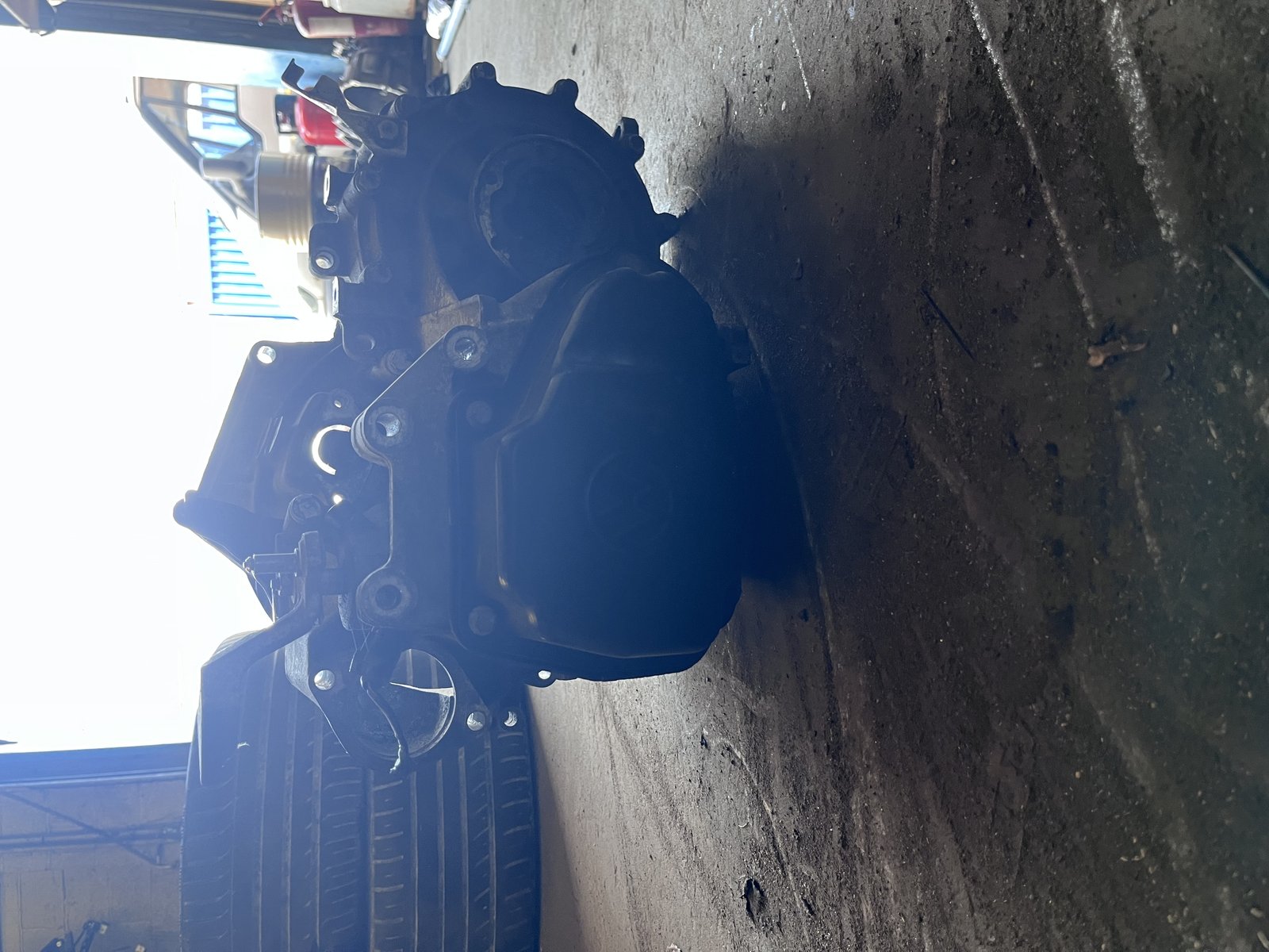 VW  POLO 9N 1.8 PETRO 5SPEED MANIUA GEARBOX JDBL GEARBOX photo 4