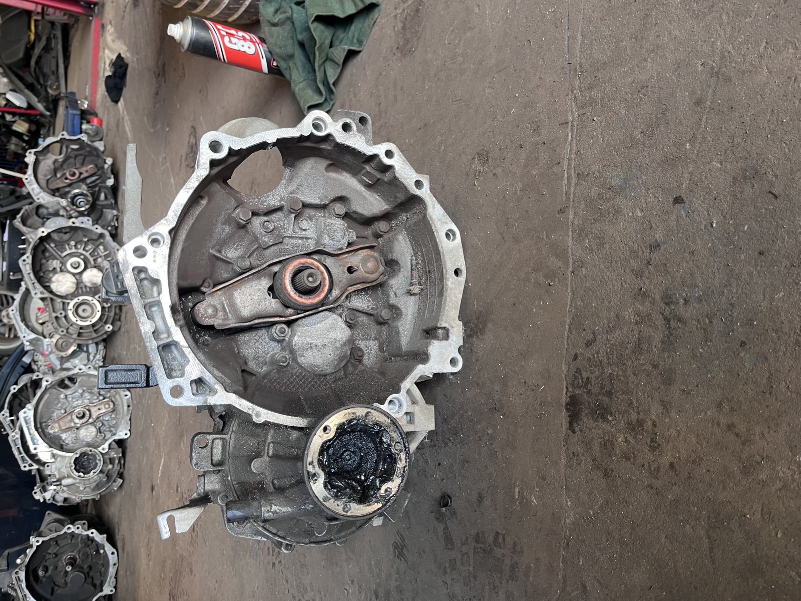 2013 SKODA RAPID 1.6 DIESEL 5 SPEED GEARBOX MZL