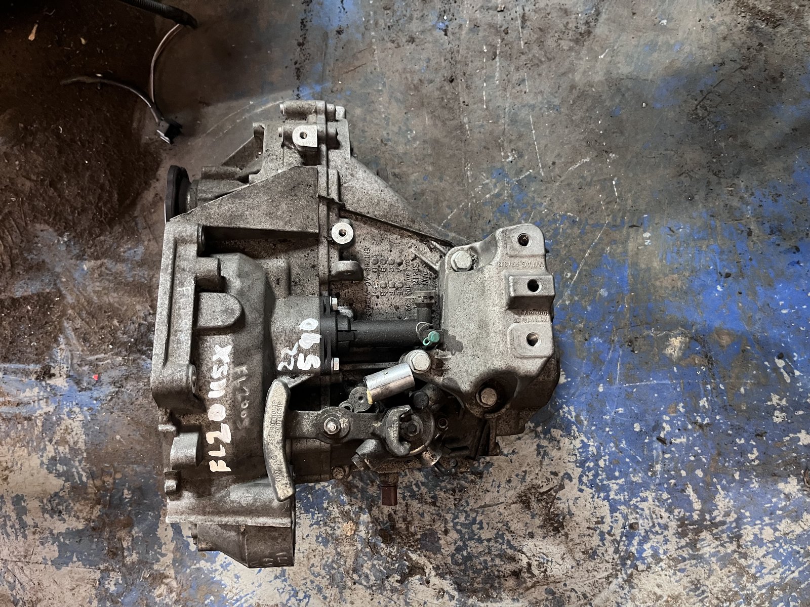 SEAT IBIZA MK4 1.0 PET 6 SPEED MANIUAL GEARBOX  photo 5