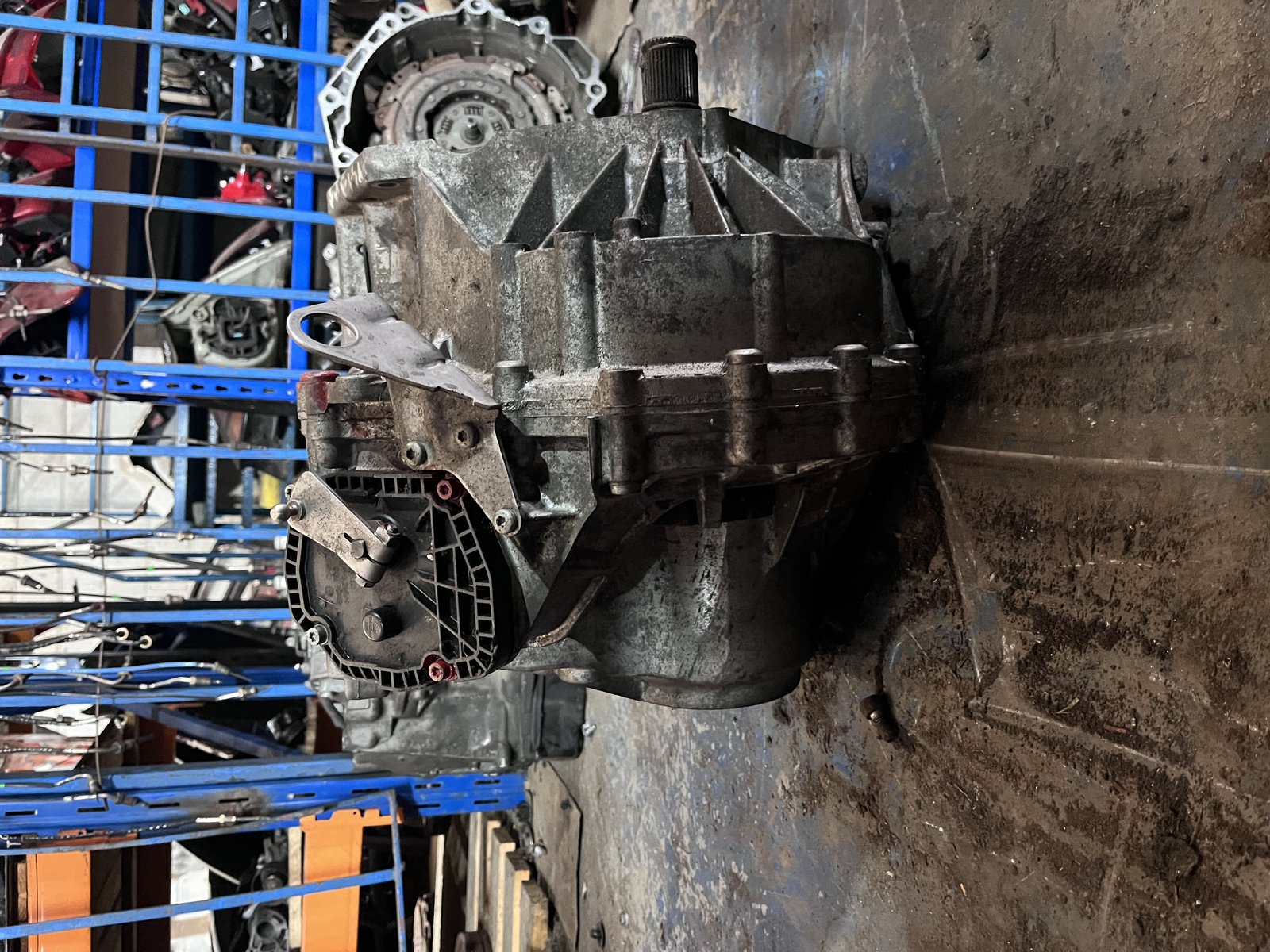 AUDI A3 8V  1.5 PETROL 7 SPEED SEMI AUTO GEARBOX RHR photo 3