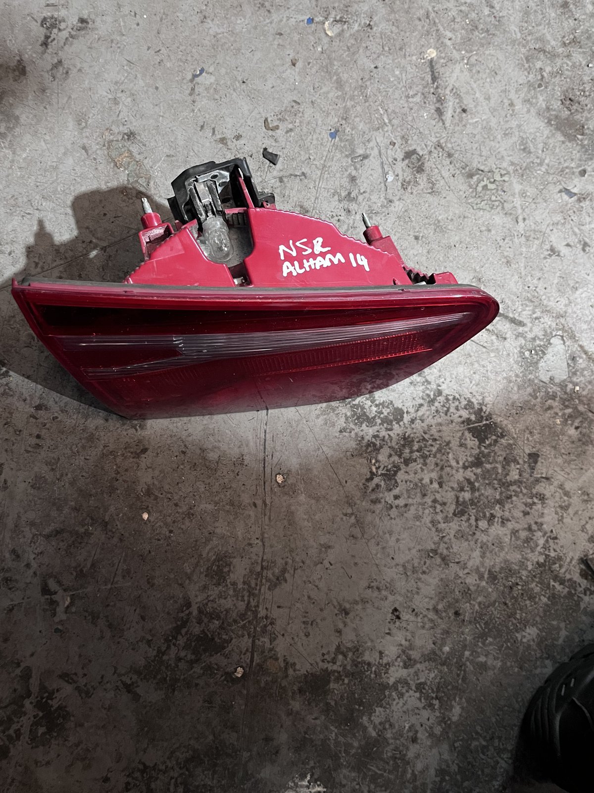 2014 SEAT ALHAMBR NSR HALOGEN TAILLIGHT photo 4