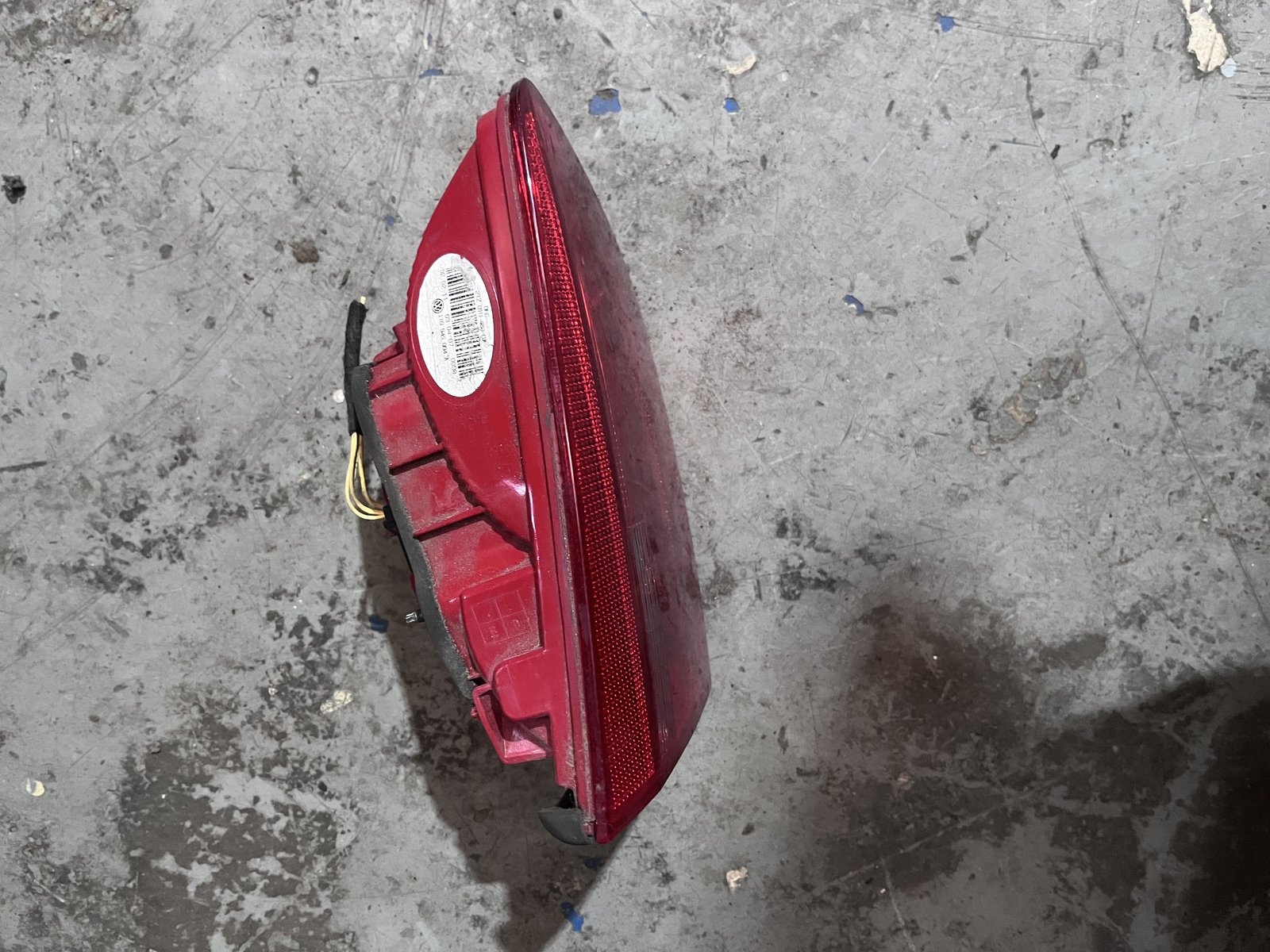 2014 VW TOURAN 1T OSR TAIL LIGHT  photo 2