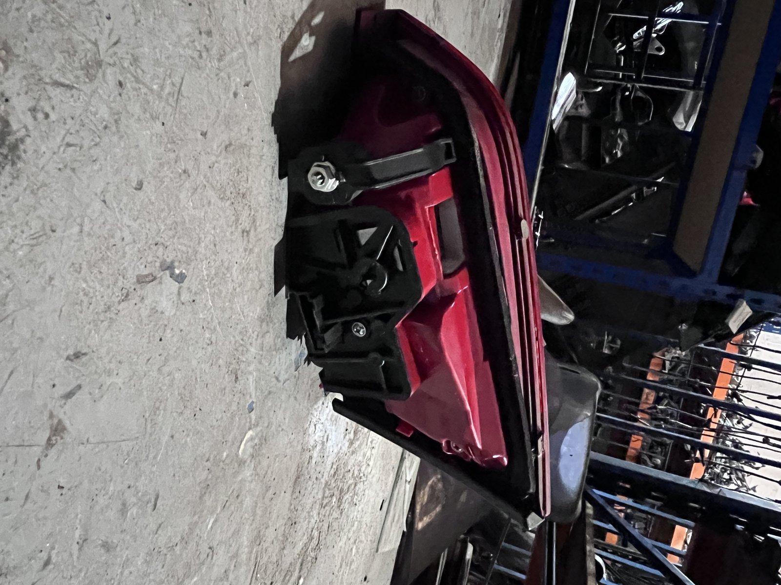AUDI A4 b8 nsr TAIL LIGHT  photo 2