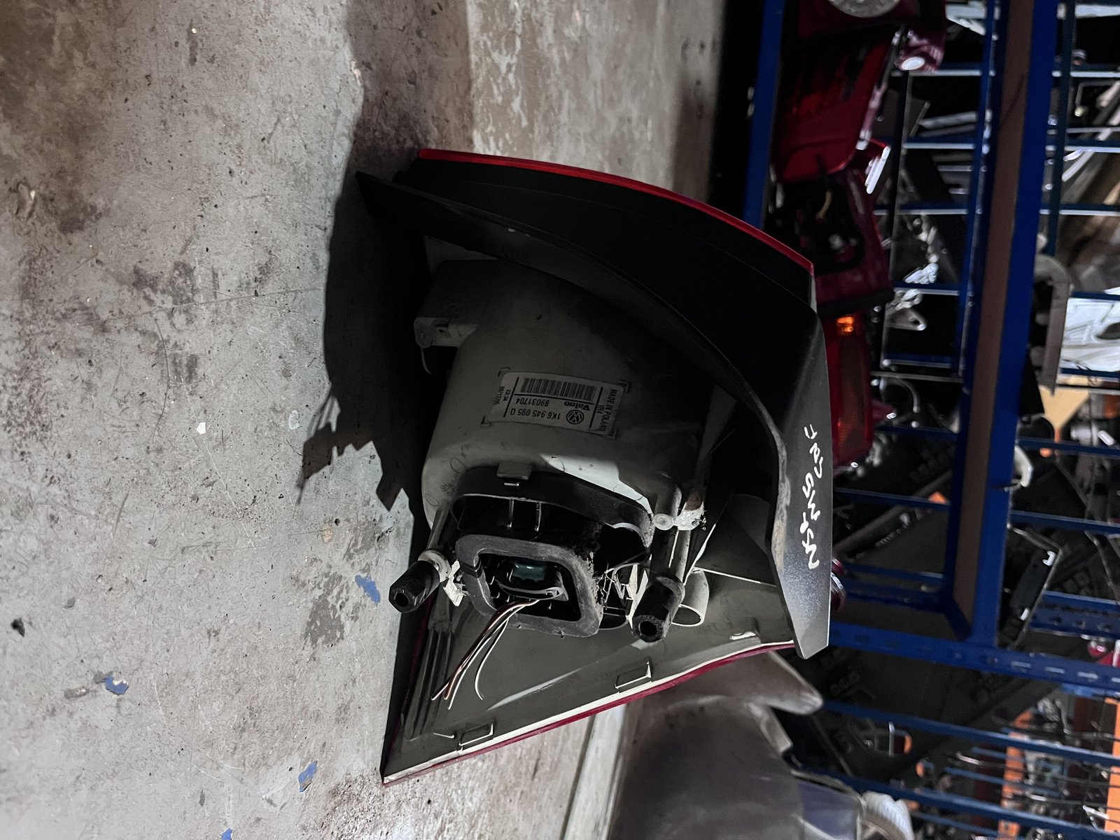 VW GOLF M5 nsr outer LIGHT  photo 4