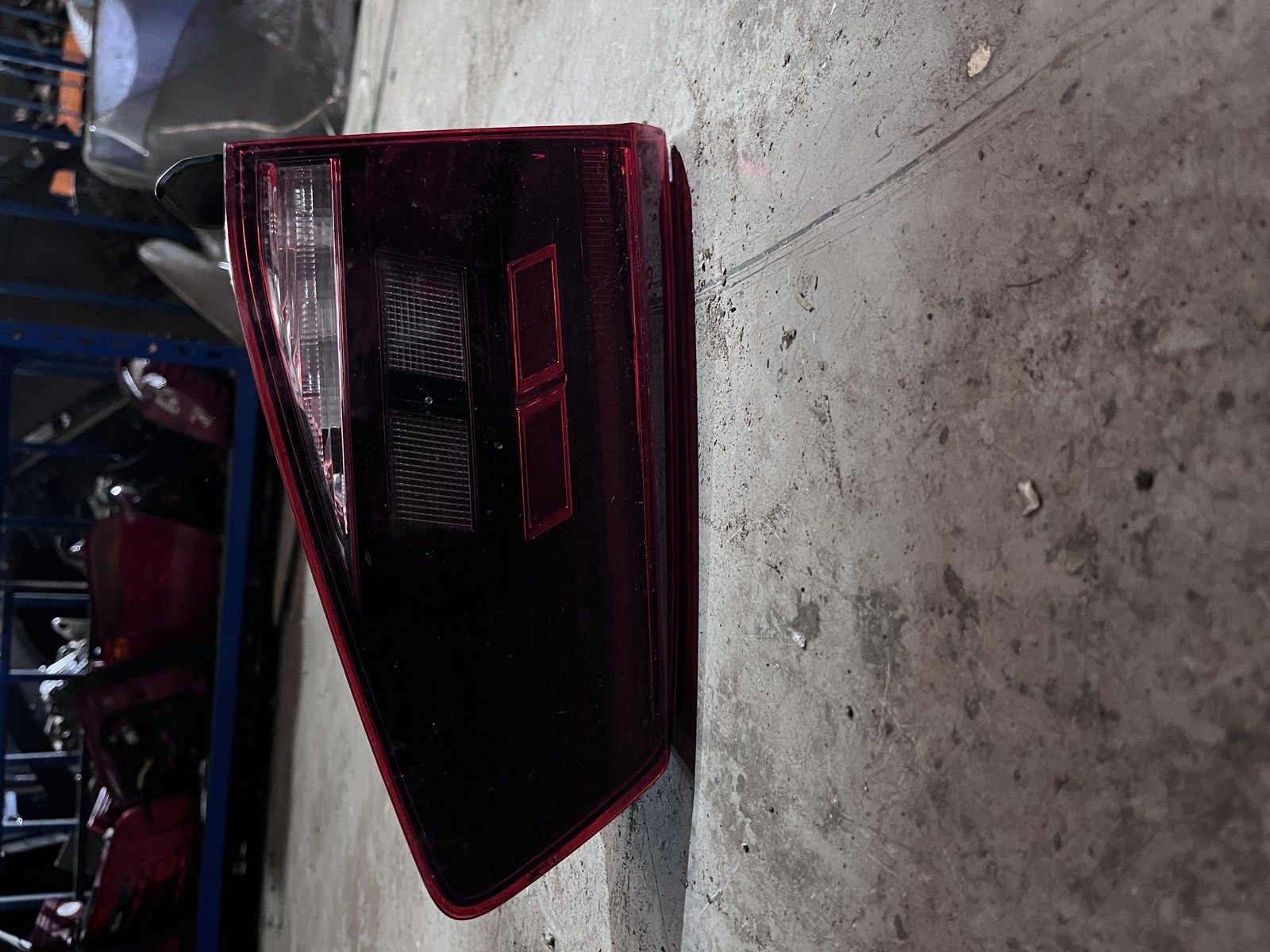 VW PASSAT B8 ESTATE NSR LED TAIL LIGHT