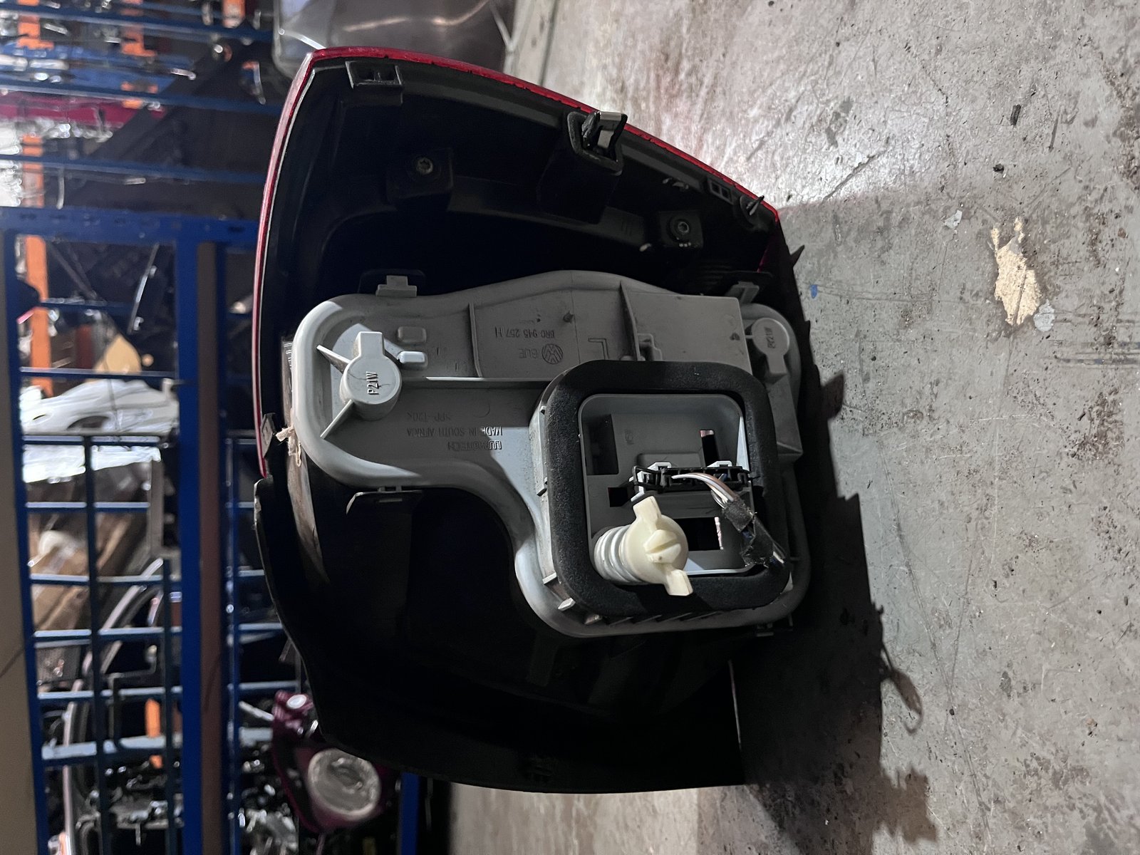 VW POLO 6R NSR OUTER LIGHT photo 4