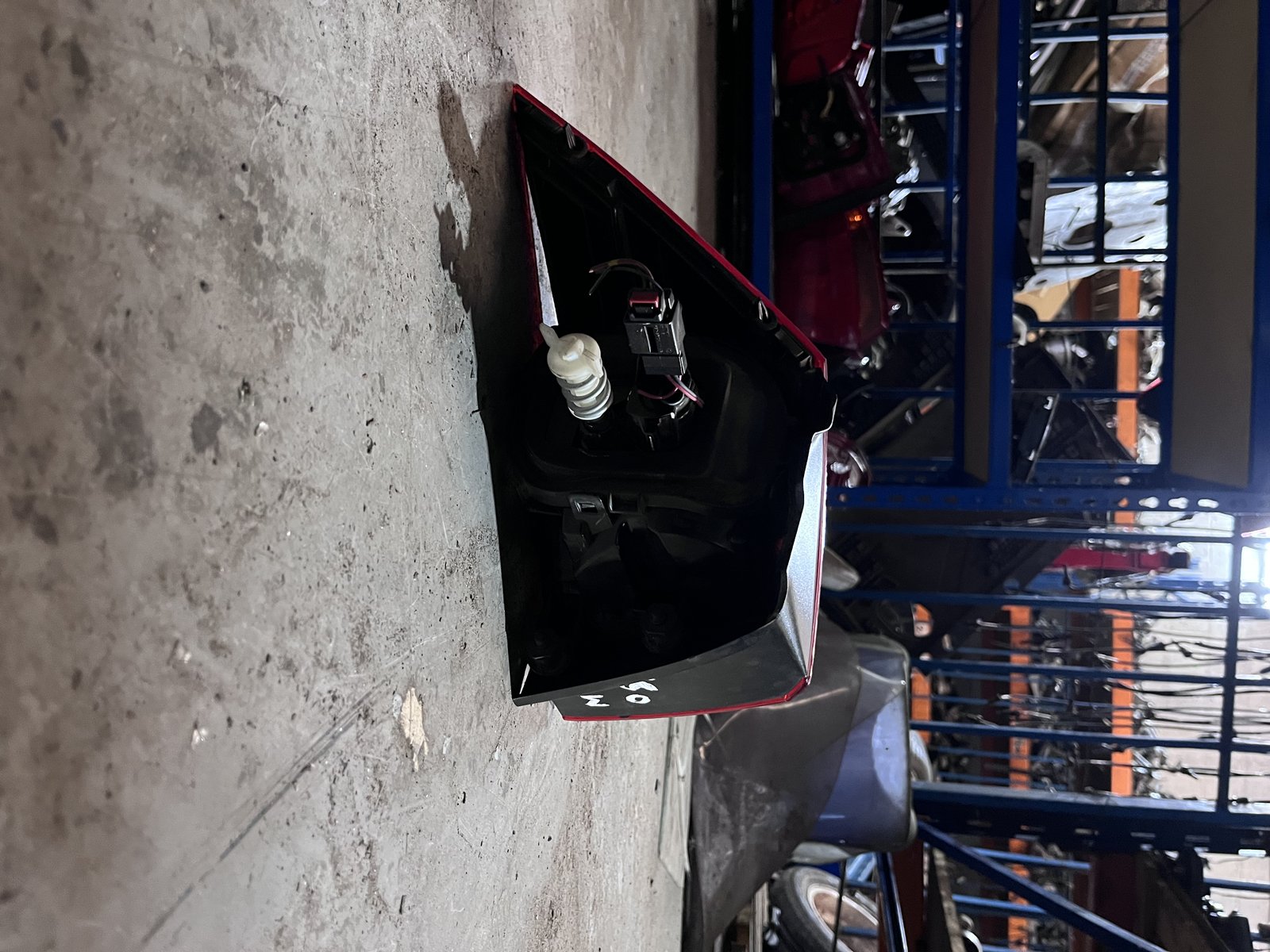 VW GOLF MK7 HATCHBACK OSR OUTER LIGHT  photo 4