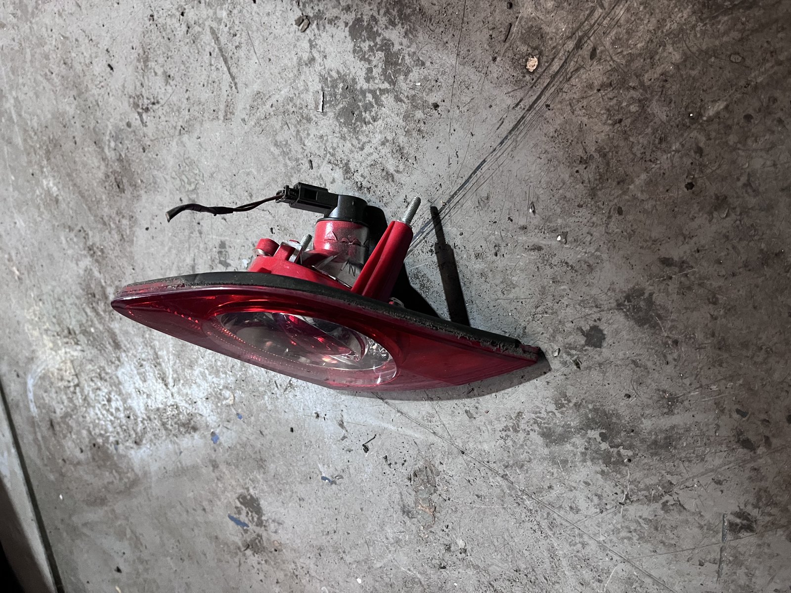VW PASSAT B6 OSR TAIL LIGHT photo 2