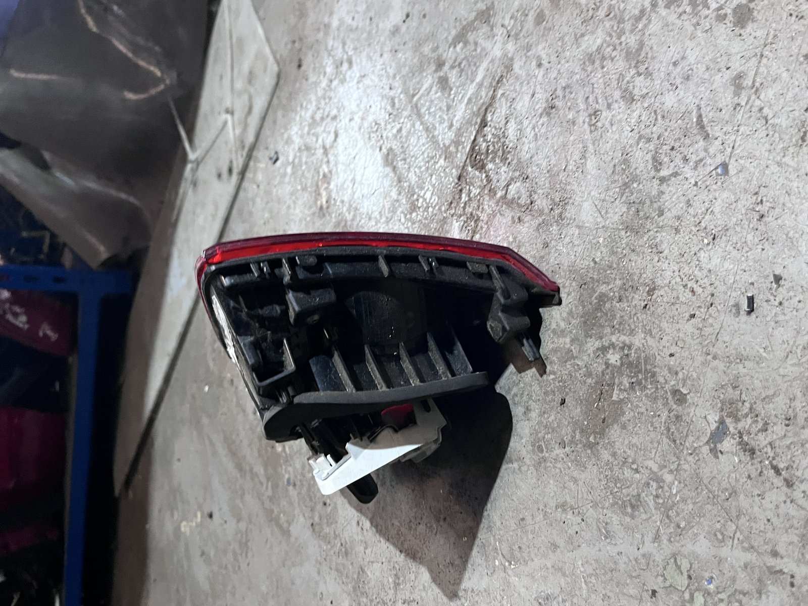 VW GOLF MK7 OSR TAIL LIGHT  photo 2