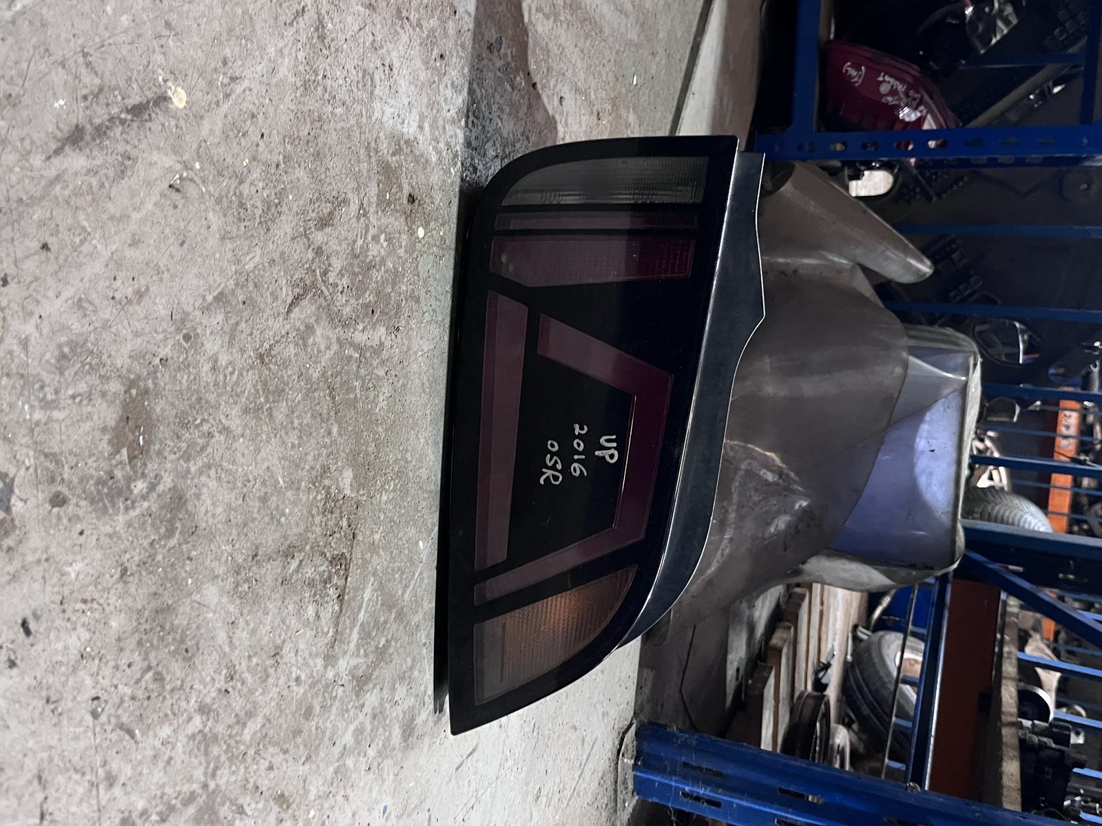 2016 VW UP FACE LIFT OSR OUTER LIGHT