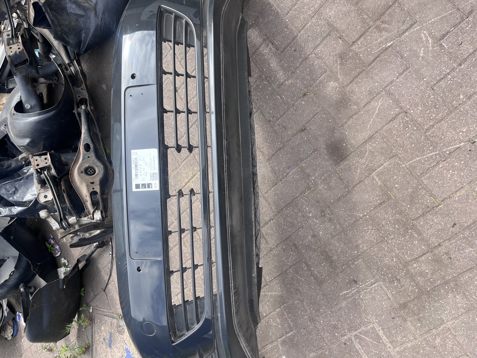 VW GOLF MK-7 FRONT BUMPER  URANO GREY I7F photo 3
