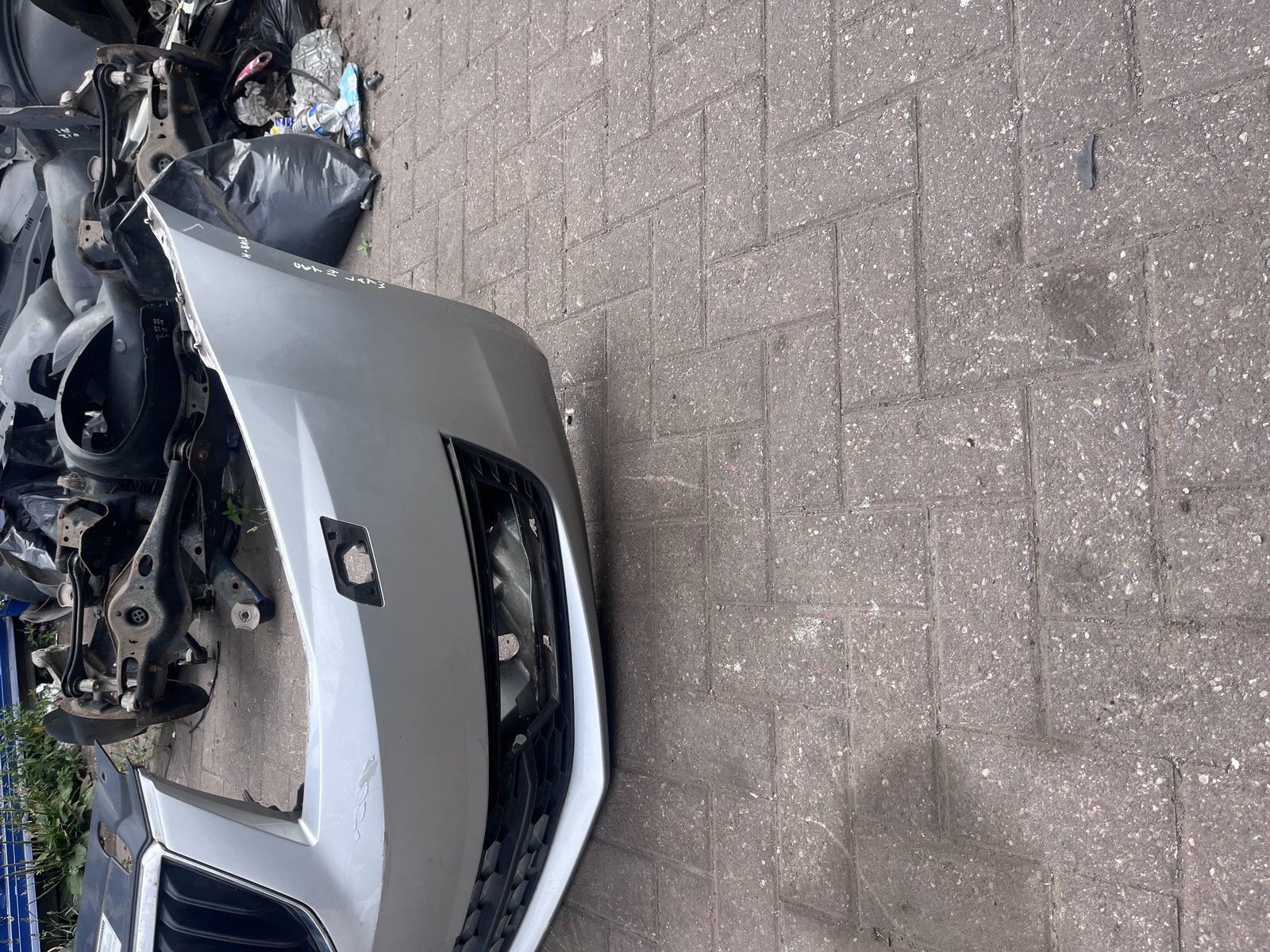 2014 SKODA OCTAVIA FRONT BUMPER SILVER LA7W photo 2