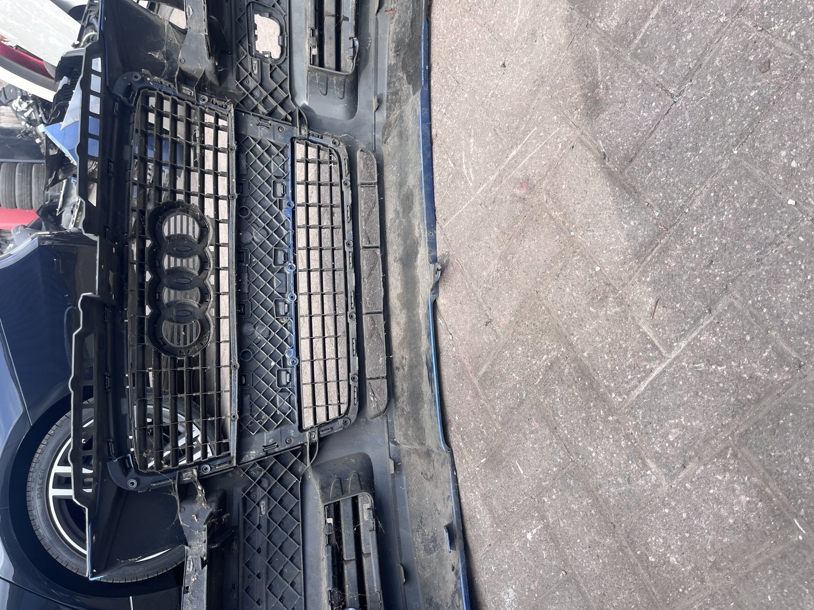 AUDI A3 07 S LINE FRONT BUMPER  photo 7