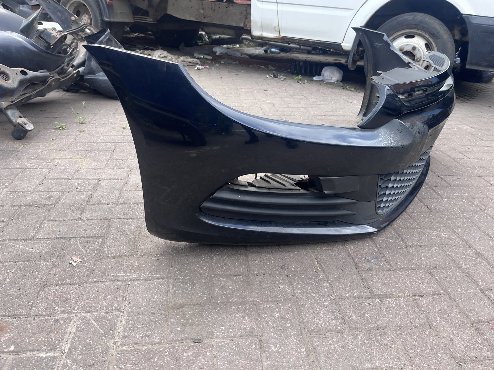 2011 VW SCRICO  FRONT BUMPER BLACK LC9X LC9X photo 3