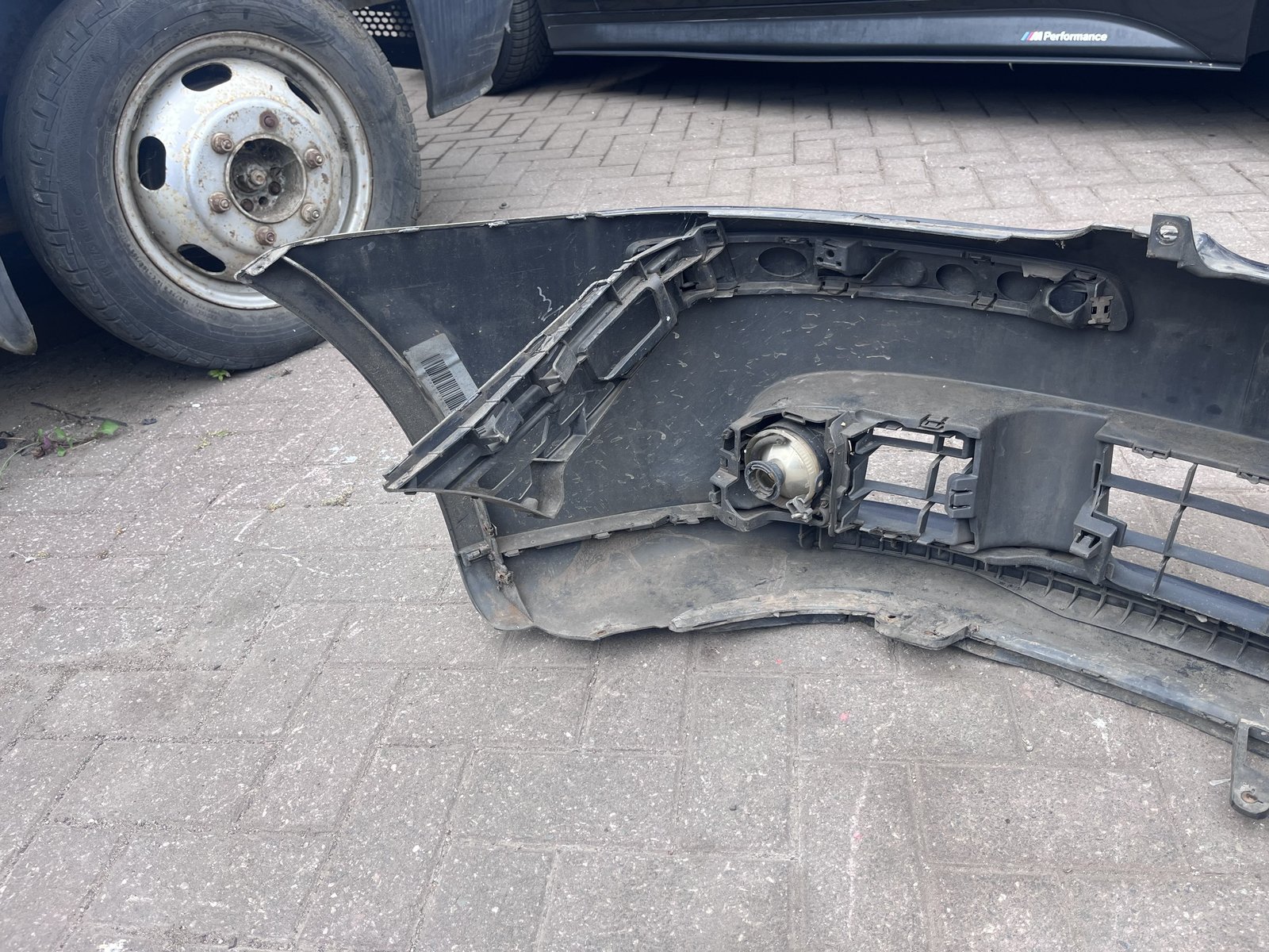 VW MK5 GOLF FRONT BUMBER BLACK LC9Z photo 9
