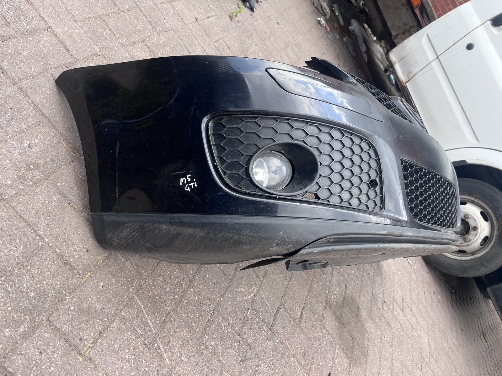 VW GOLF M5 GTI FRONT BUMPER LC9Z photo 6