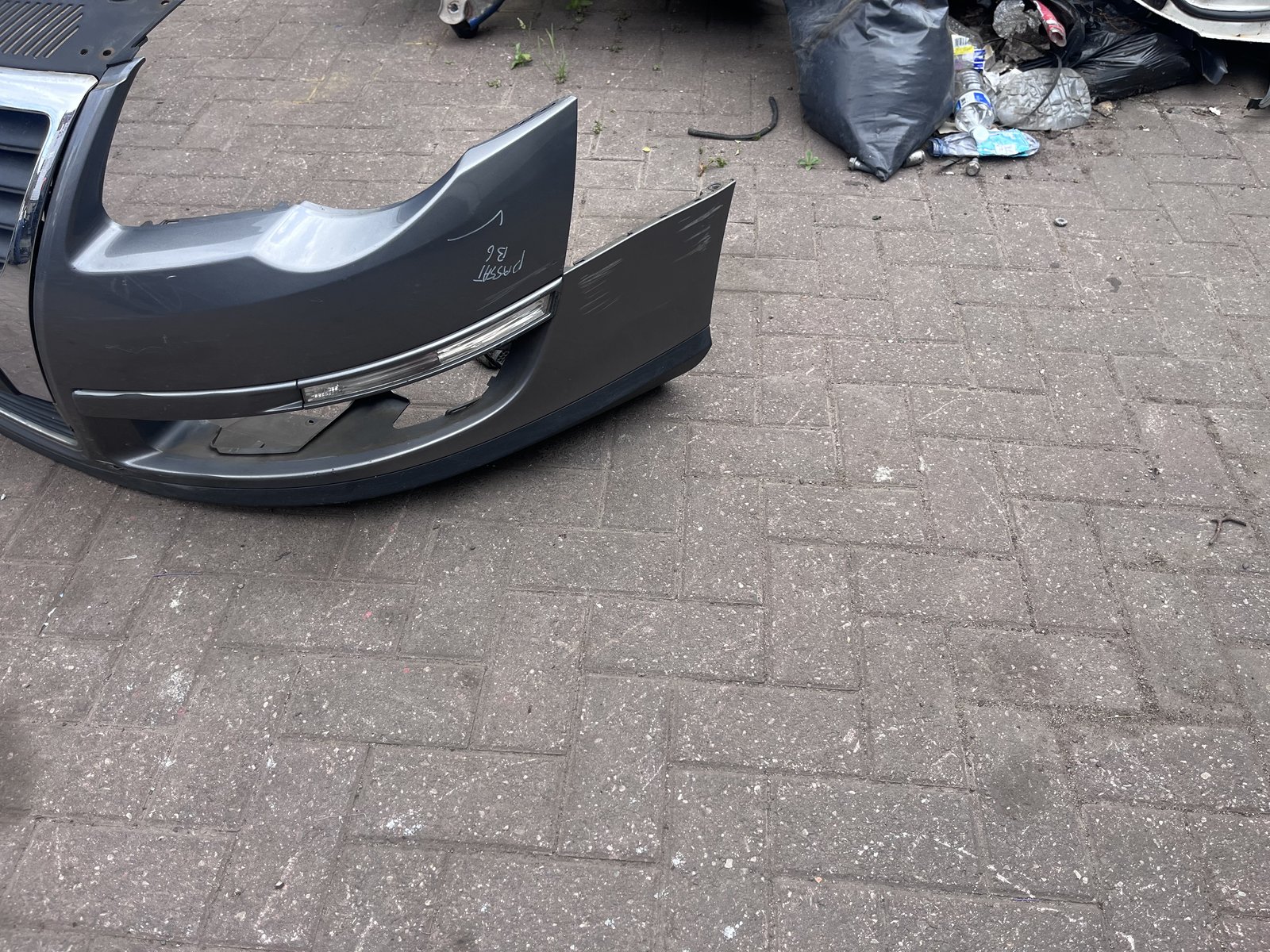 VW PASSAT B6 FRONT BUMPER GREY LA7T photo 2