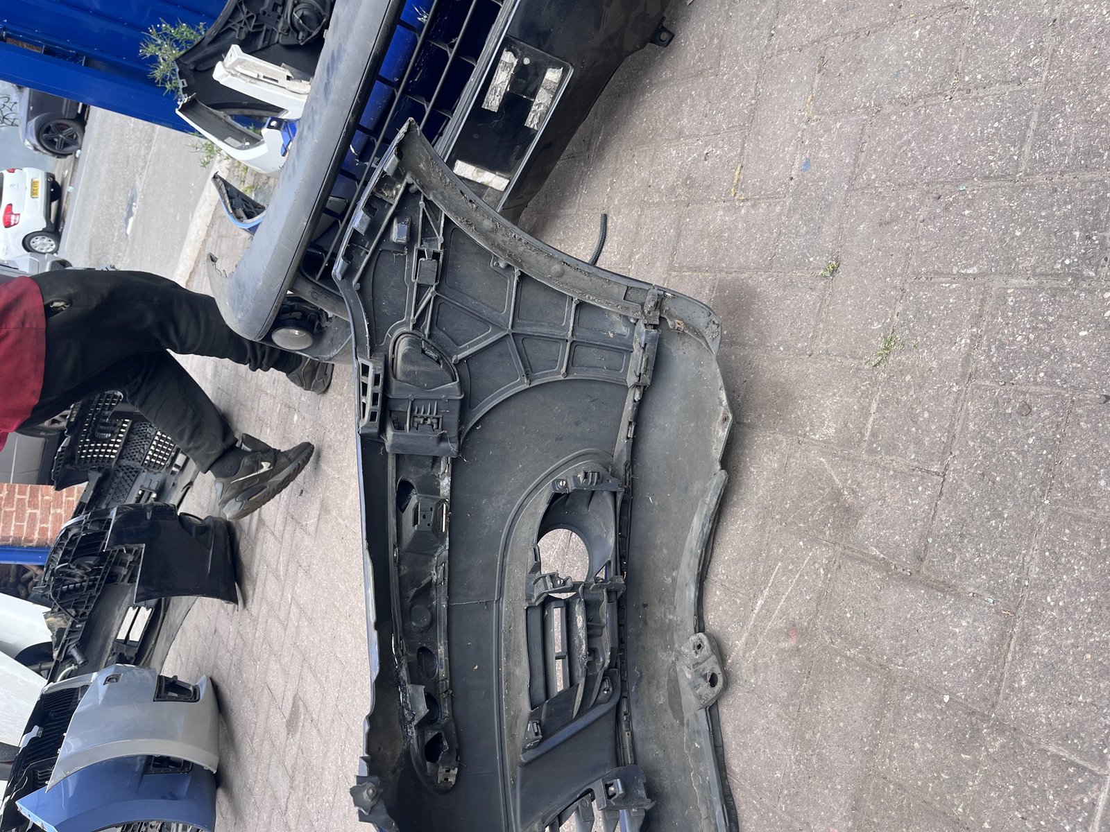 2007 VW GOLF PLUS  FRONT BUMPER BLUE LD5Q photo 8