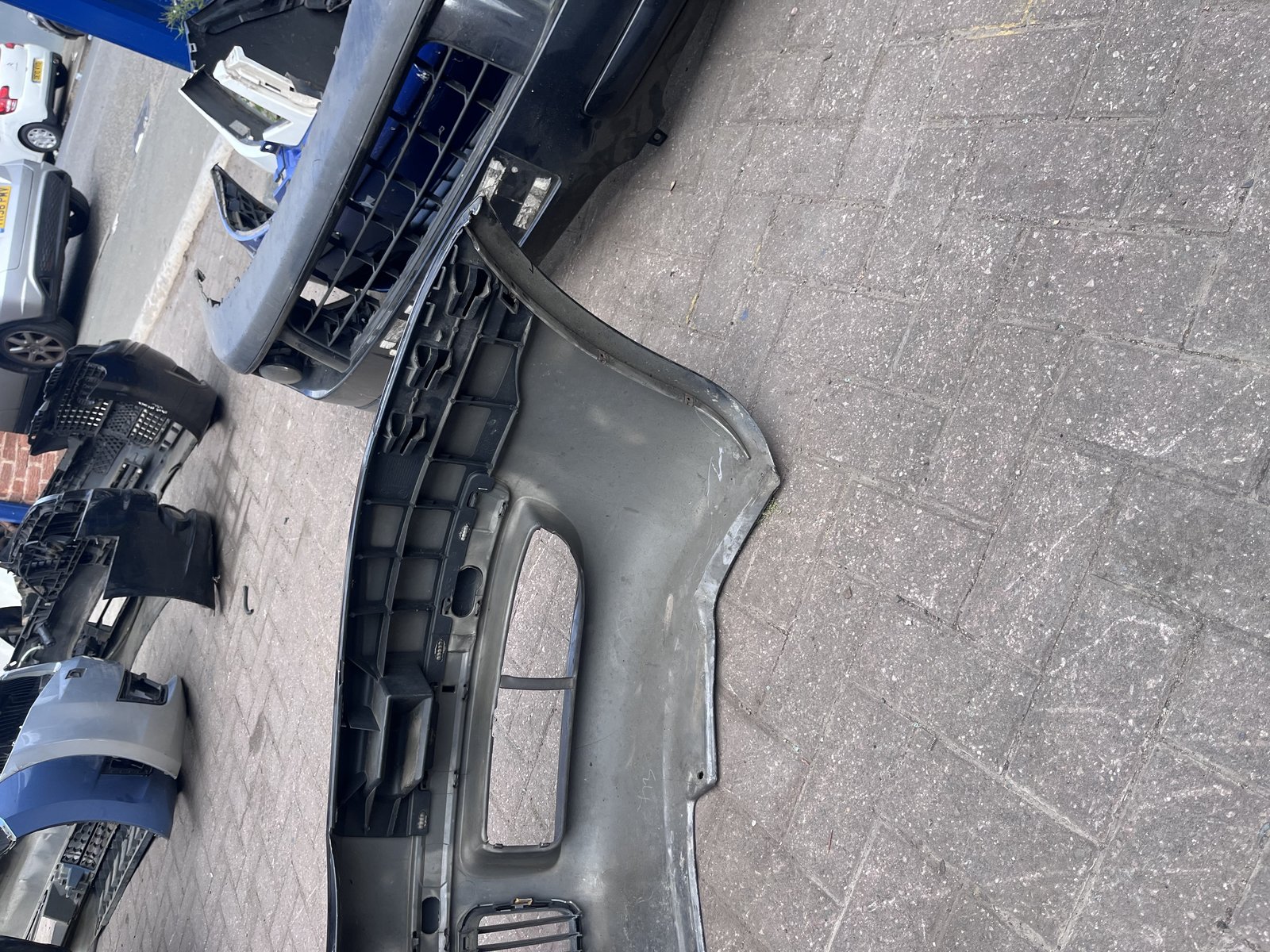 SKODA SUPERB 07 MK1 FRONT BUMPER photo 8
