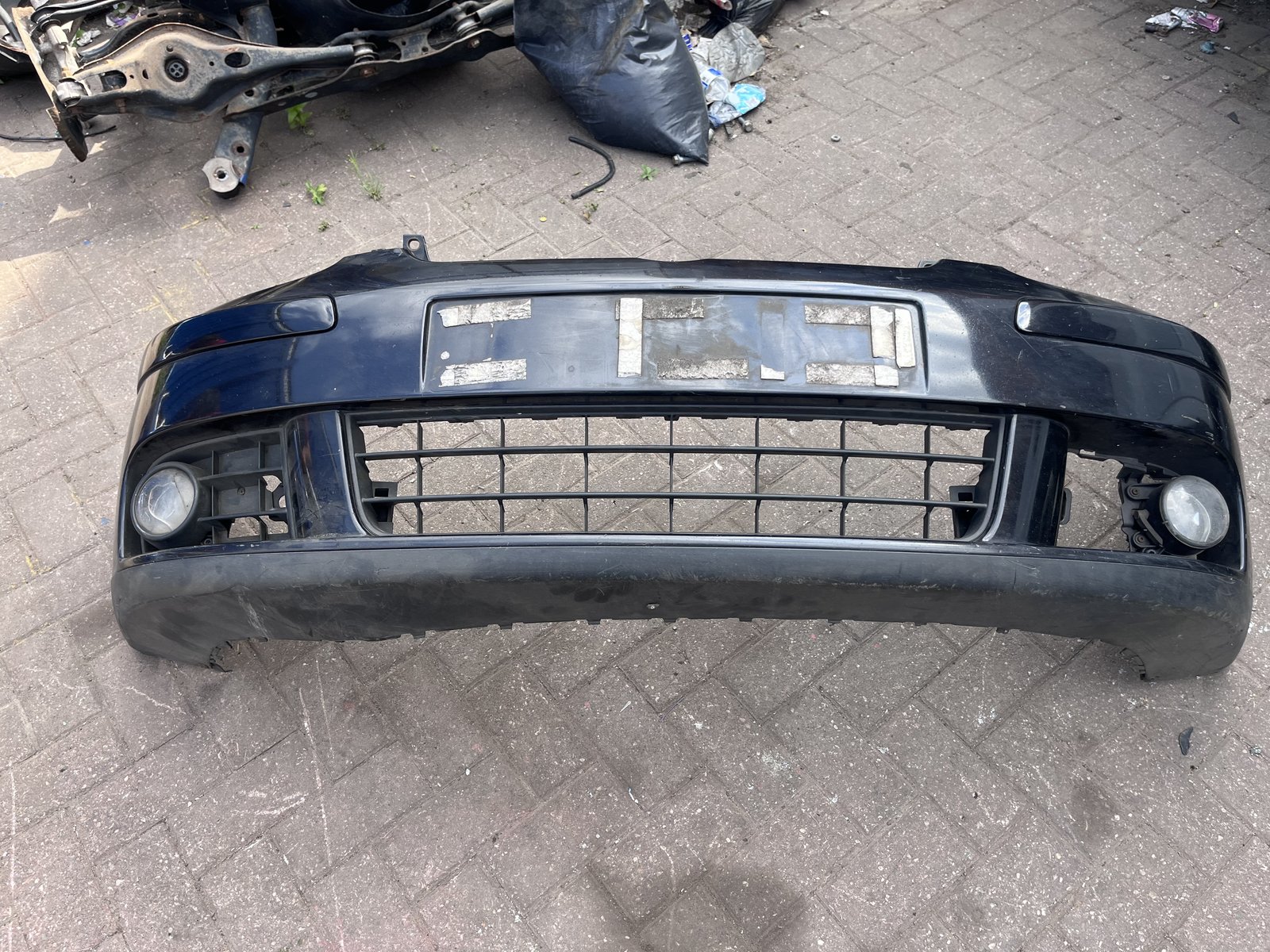VW GOLF MK5 FRONT BUMPER BLACK LC9Z photo 4