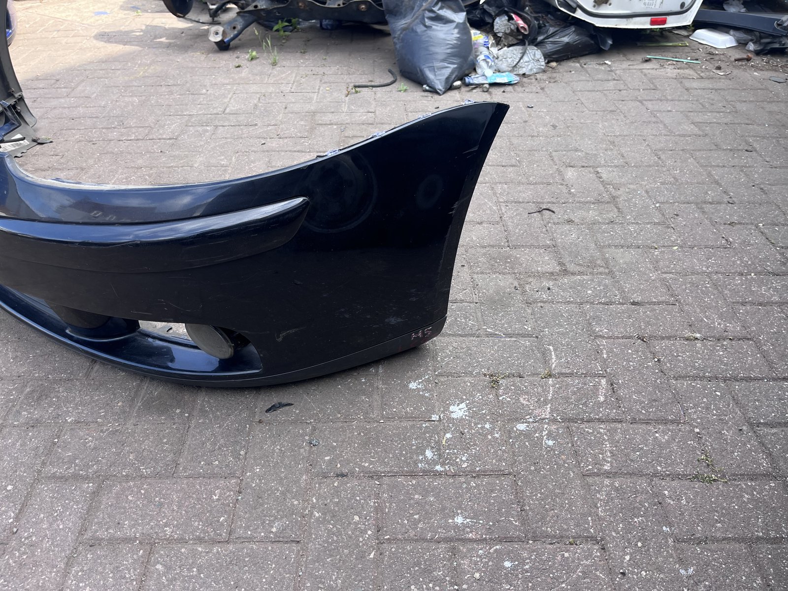 VW GOLF MK5 FRONT BUMPER BLACK LC9Z photo 2