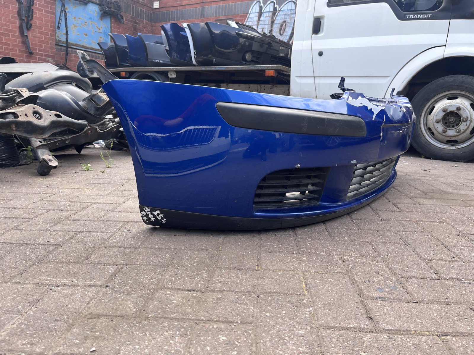 VW GOLF MK5 BLUE FRONT BUMPER BLUE G5J photo 3