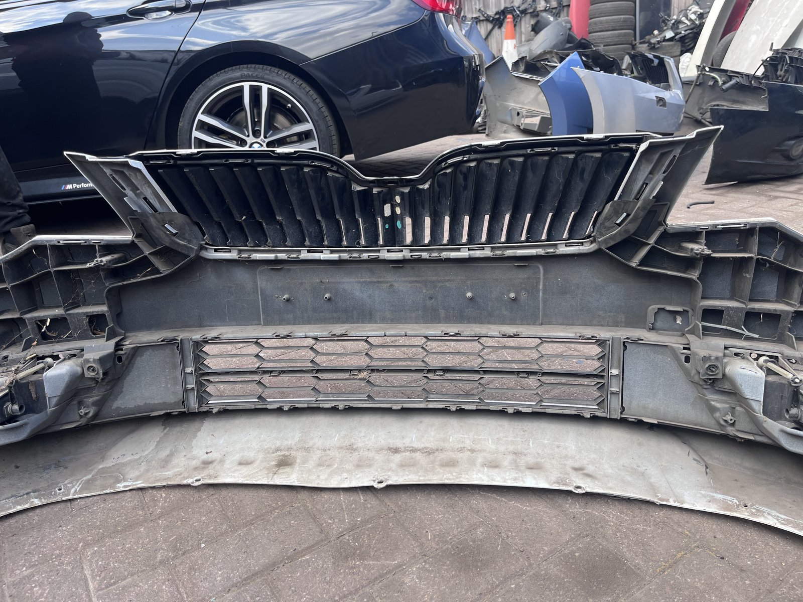 10-15 SKODA SUPERB  FRONT NUMPER  photo 7