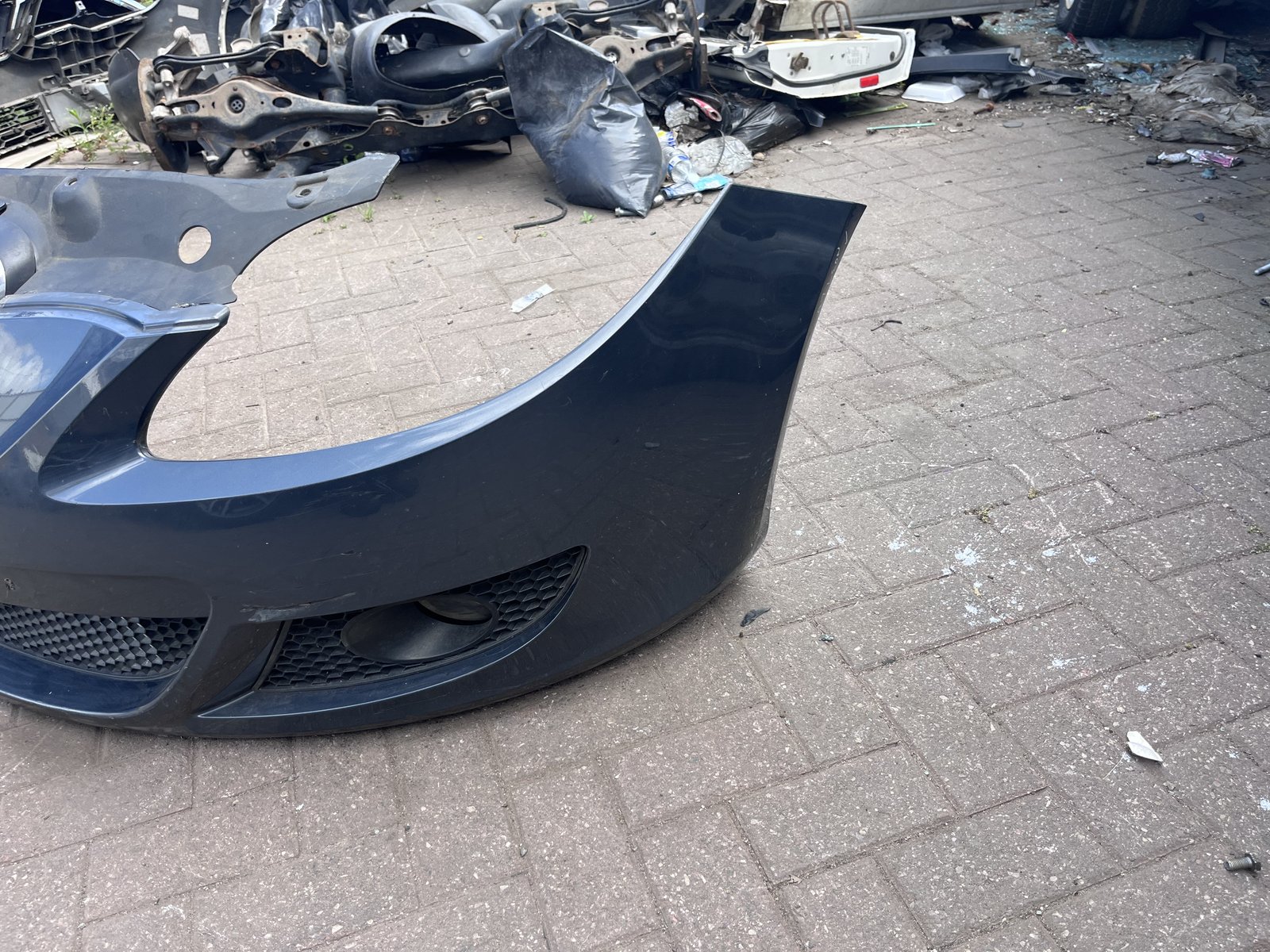 SEAT LEON 07 FRONT BUMPER  photo 2