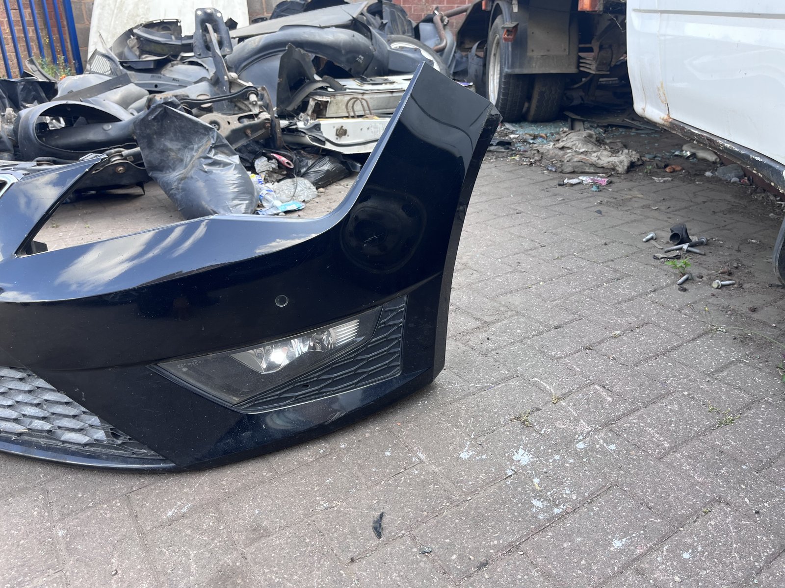 2013 SEAT LEON FR MK3 FRONT BUMPER BLACK LZ9Y  photo 2