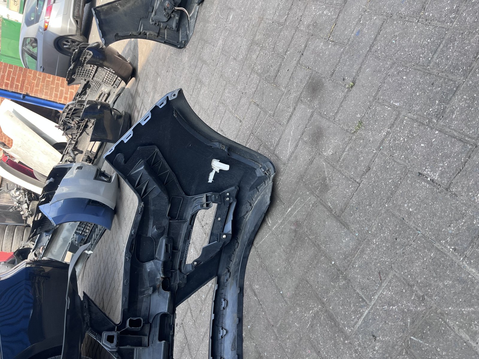 SEAT IBIZA FR FRONT BUMPER  BLACK LY9T photo 8