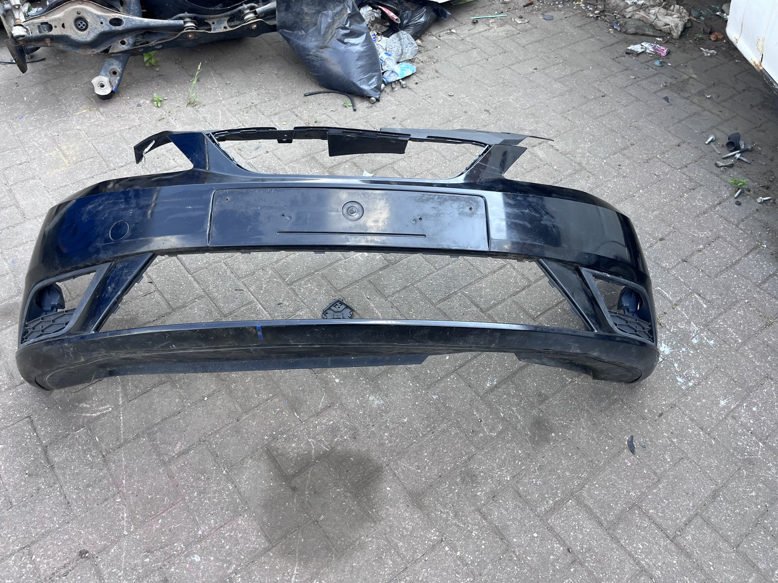 SEAT IBIZA FR FRONT BUMPER  BLACK LY9T photo 4