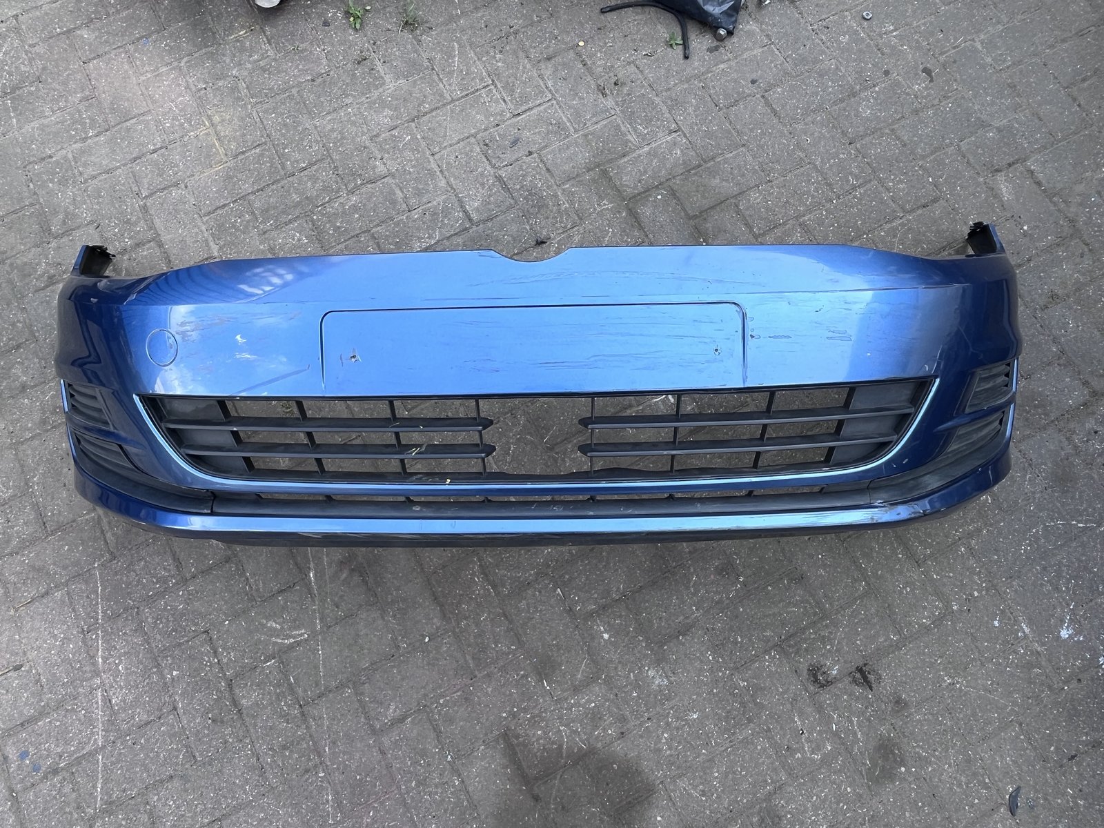 VW GOLF MK7 FRONT BUMPER BLUE LA5J photo 4