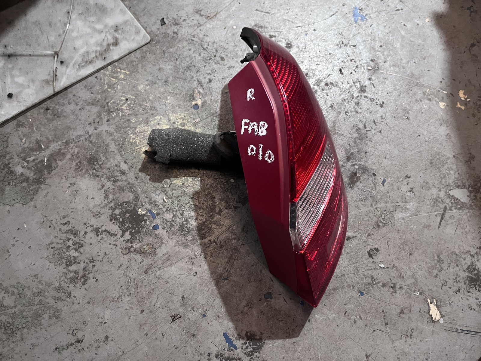 SKODA FABIA MK2 OSR LIGHT  photo 3