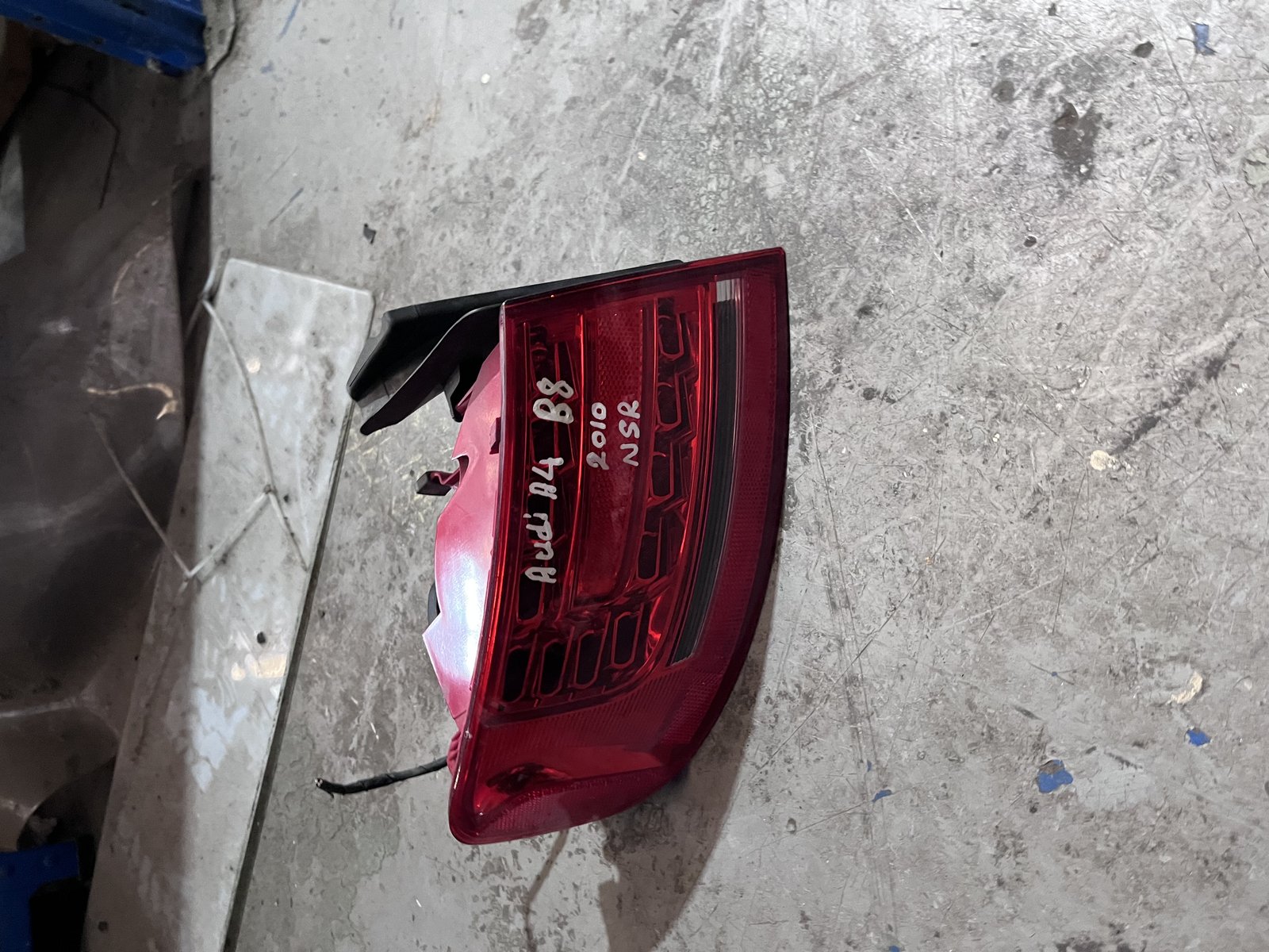 AUDI A4 B8 2010 NSR TAIL LIGHT 
