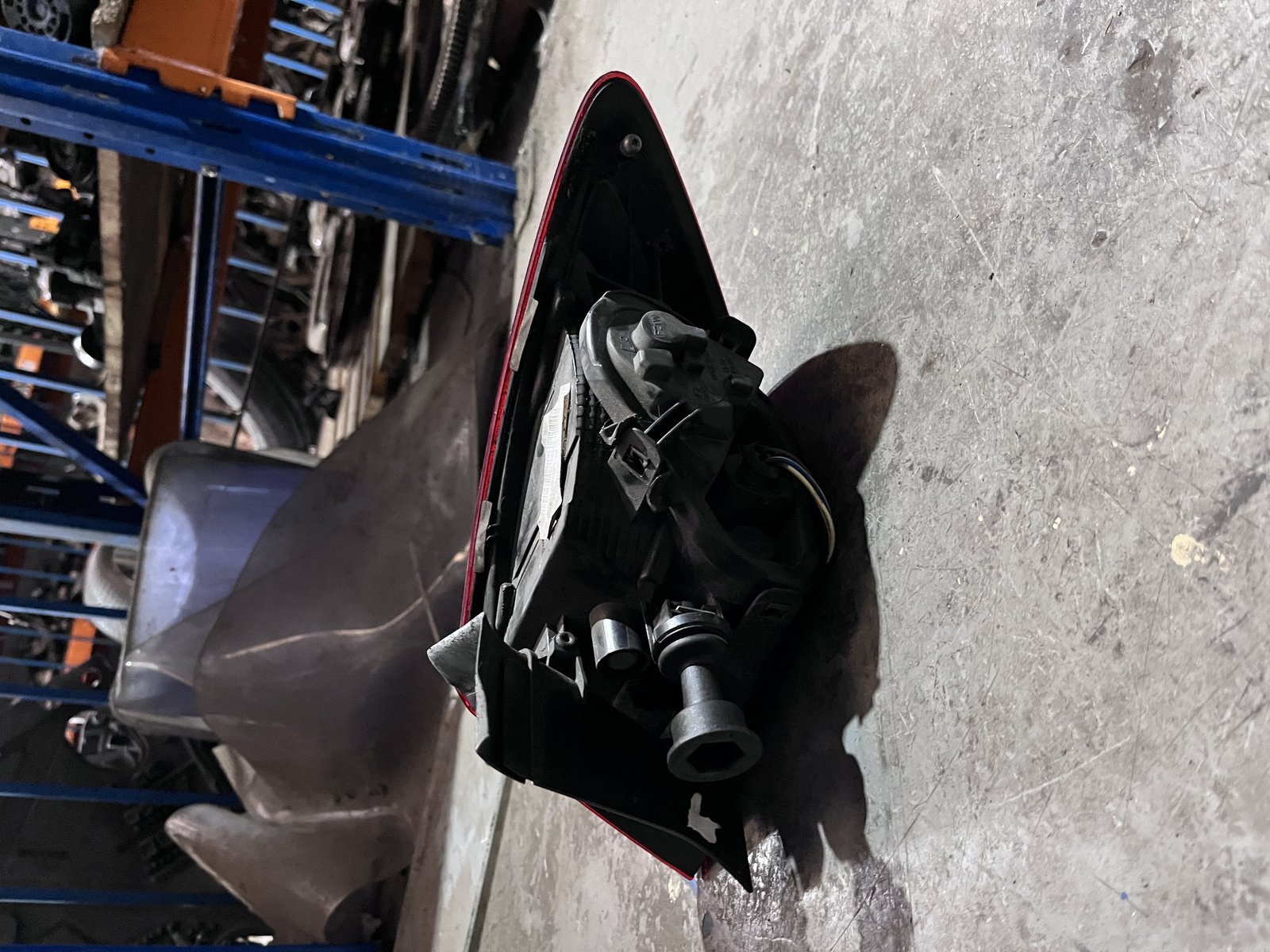 SEAT LEON 13 MK3 NSR TAIL LIGHT  photo 4