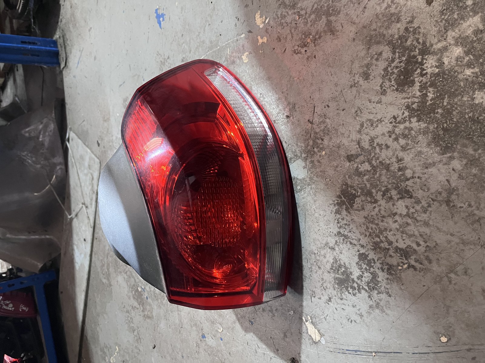 VW GOLG MK6 HATCHBACK NSR TAIL LIGHT 