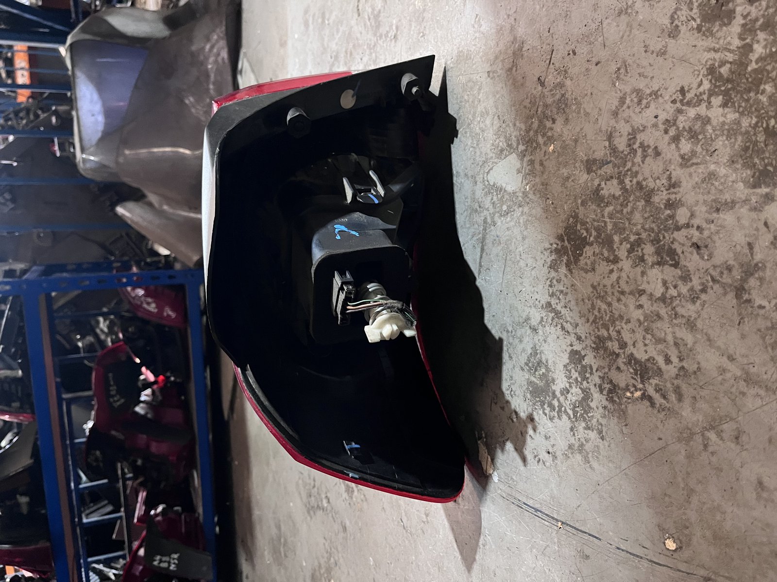 VW GOLG MK6 HATCHBACK NSR TAIL LIGHT  photo 4