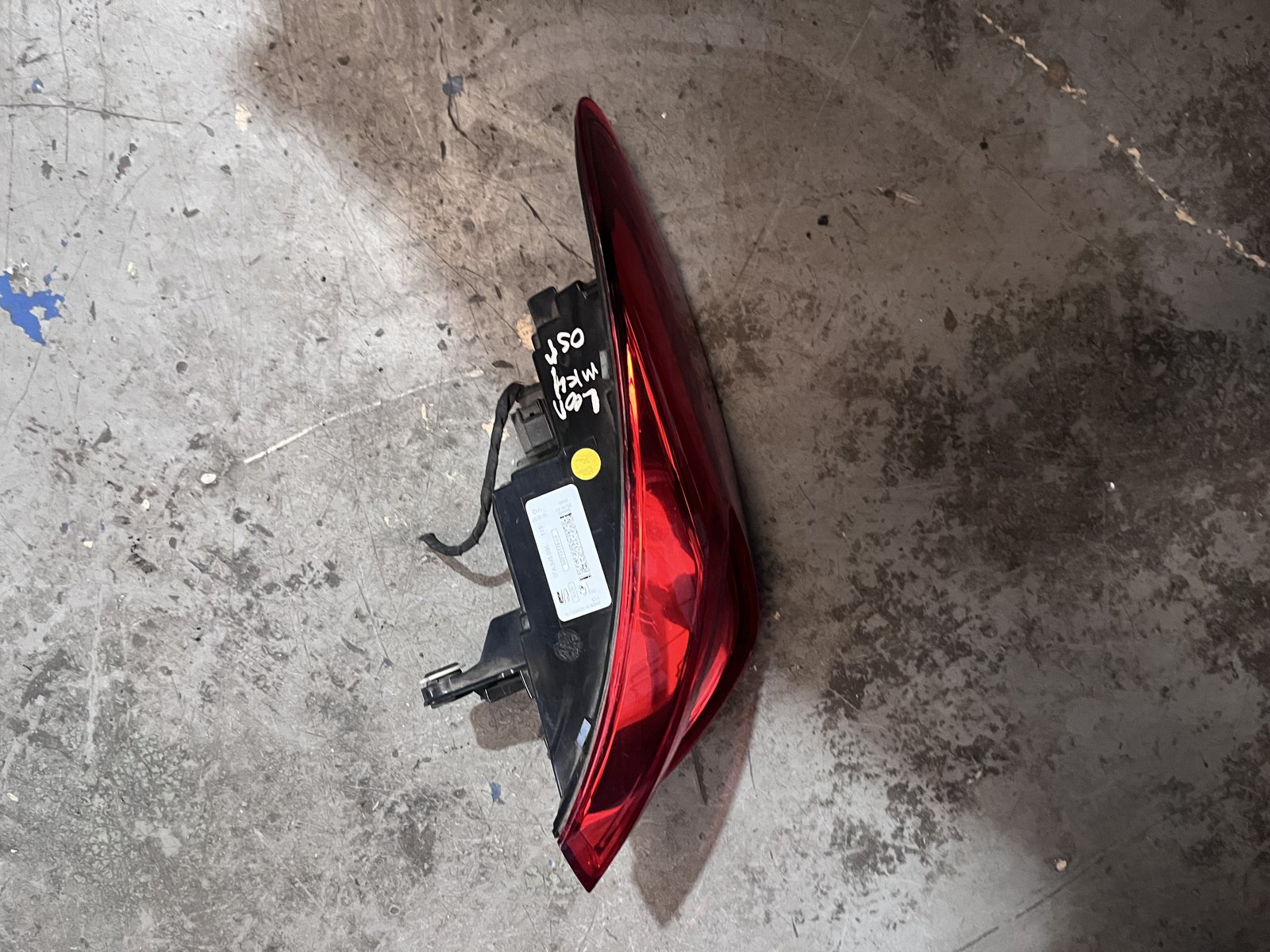 SEAT LEON MK4 OSR TAIL LIGHT photo 3