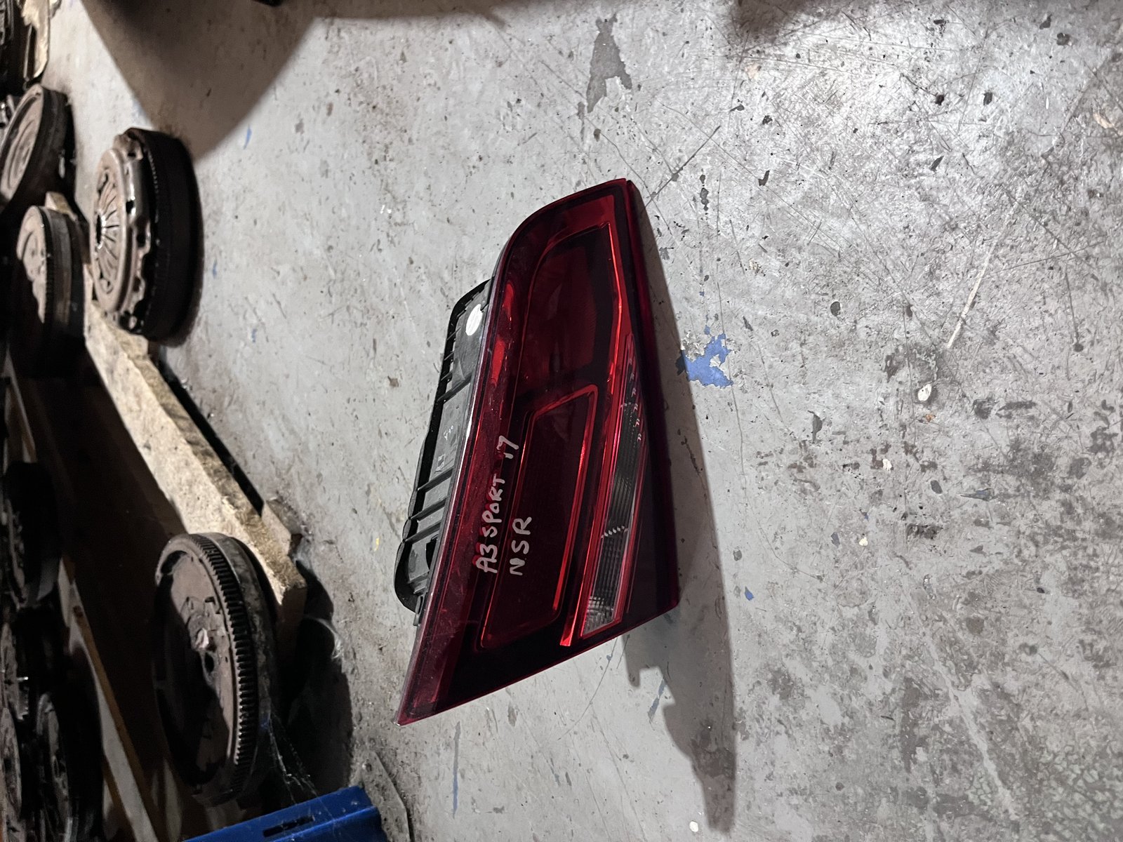 AUDI A3 SPORTBACK 2017 NSR TAIL LIGHT 