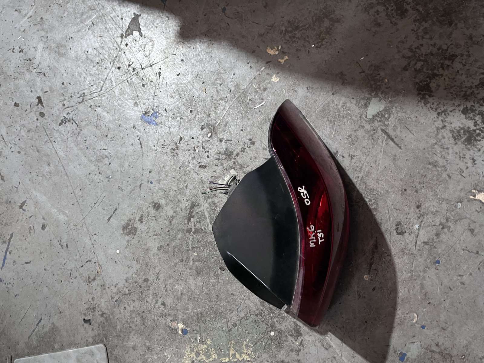 VW GOLF MK6 OSR TAIL LIGHT  photo 3