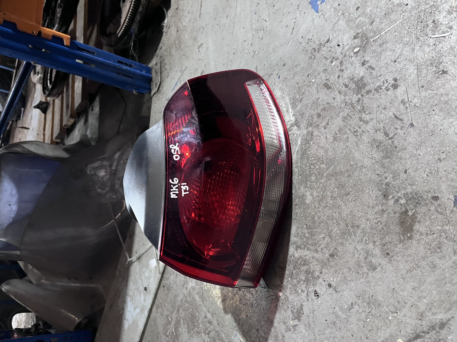 VW GOLF MK6 OSR TAIL LIGHT 