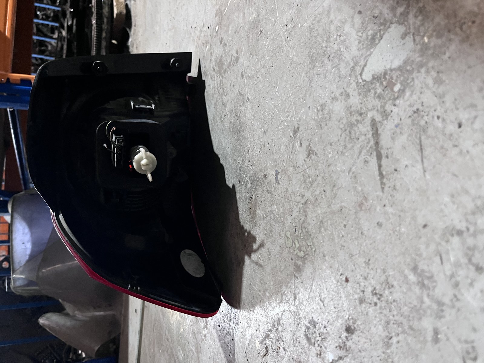 VW GOLF MK6 OSR TAIL LIGHT  photo 4