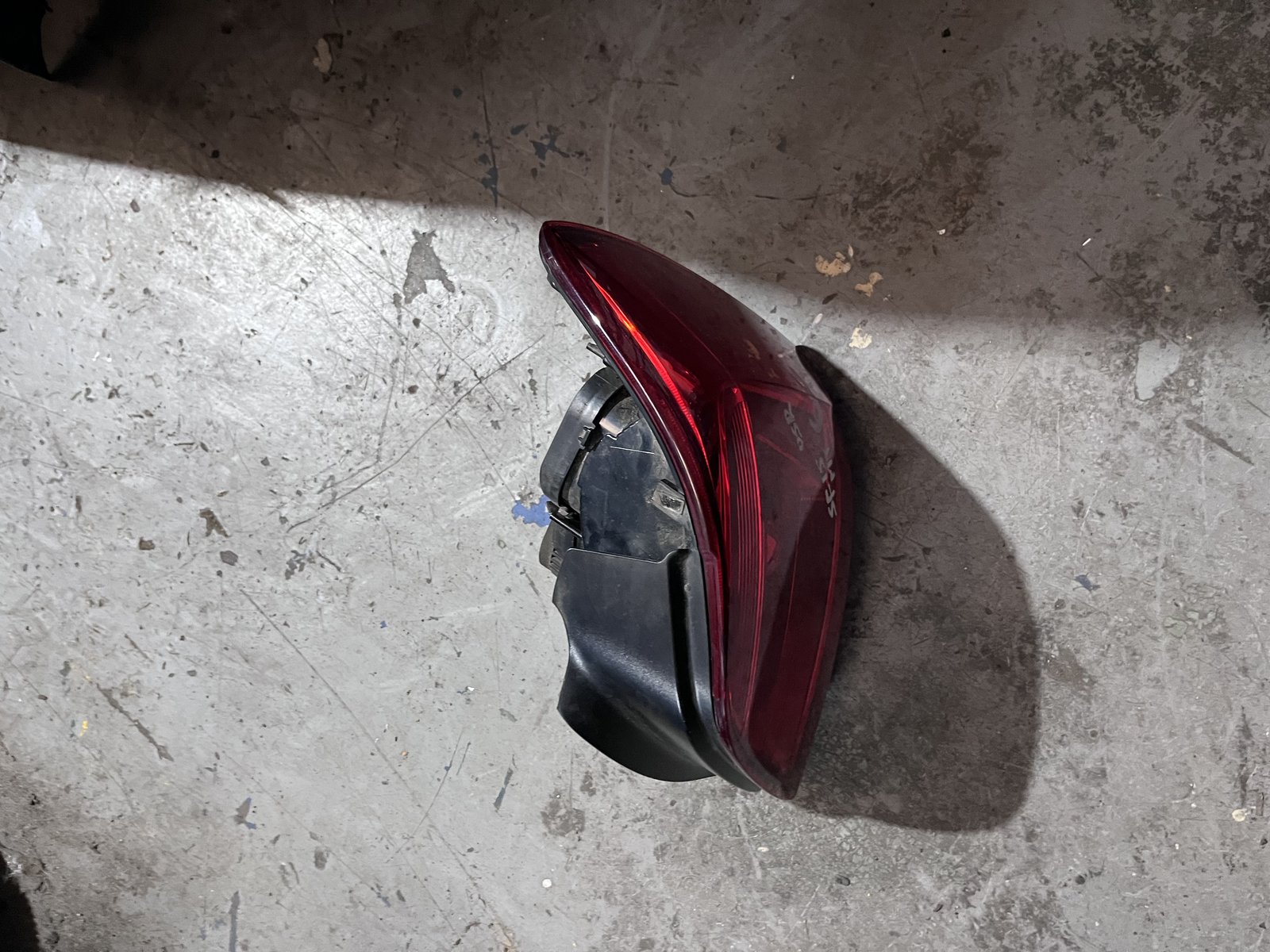 VW POLO MK5 OSR TAIL LIGHT photo 3