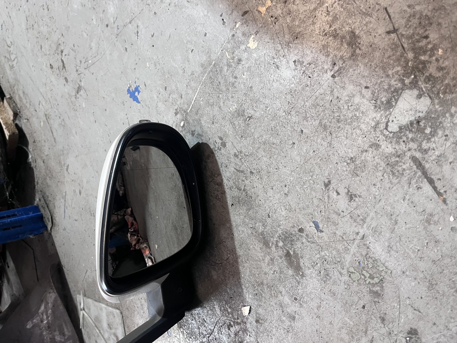 10-15 1T VW TOURAN OFS SIDE WING MIRROR MIRROR WHITE