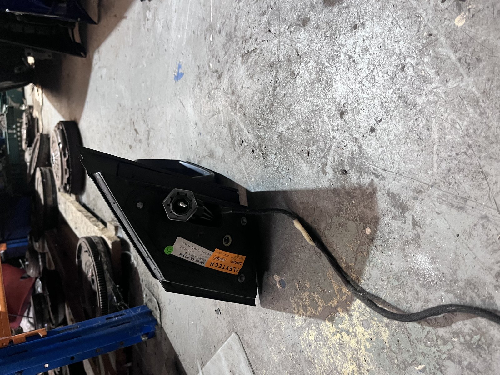 VW POLO 6R DRIVER SIDE WING MIRROR MANIUAL photo 2